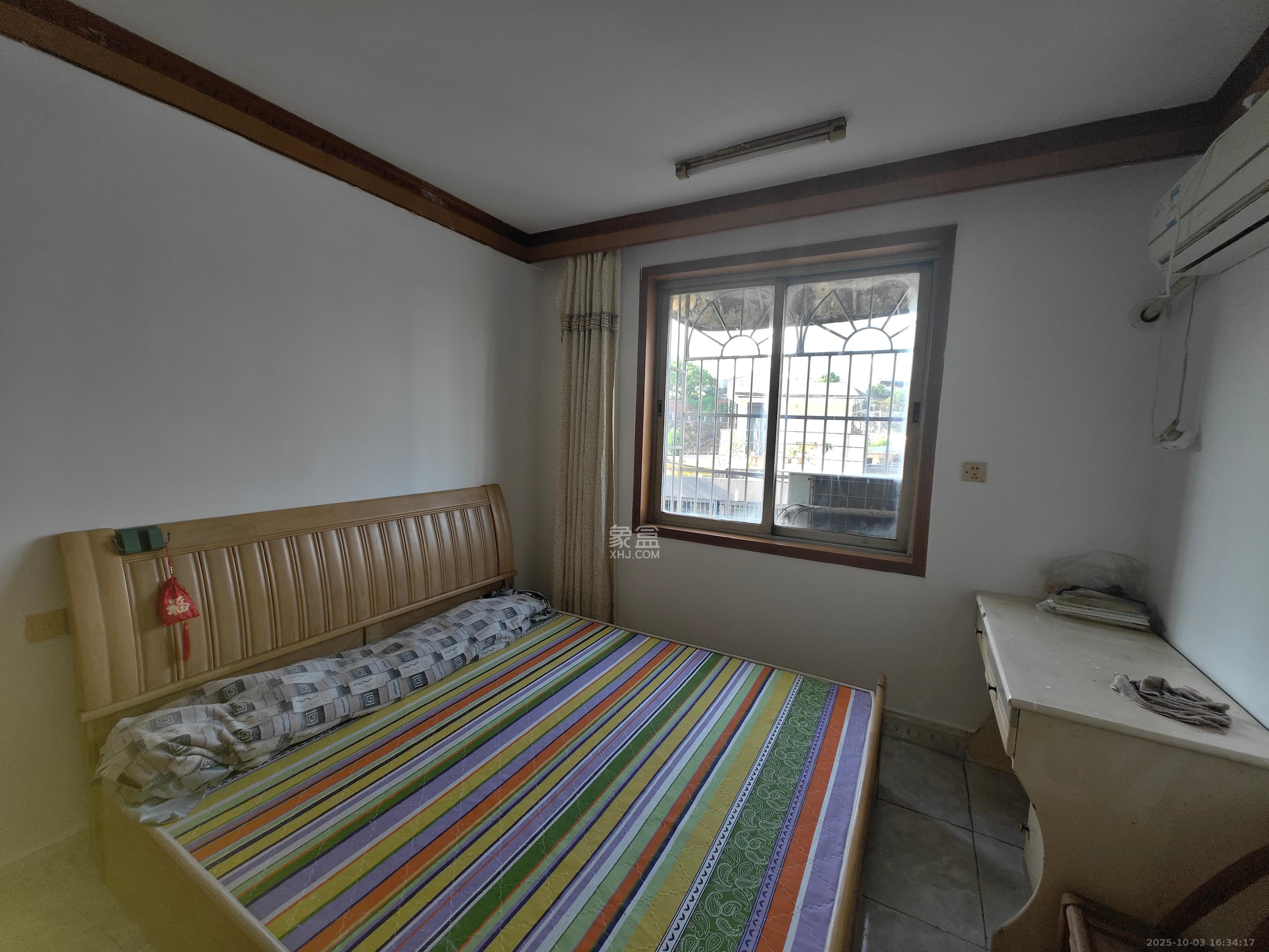 新天小区  2室2厅1卫    1500.0元/月室内图