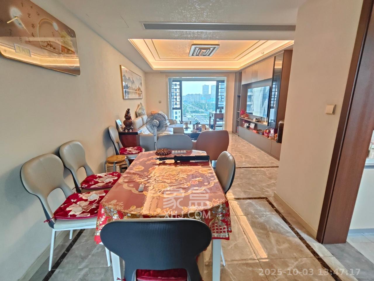 绿地长沙城际空间站(柏仕佳苑) 4室2厅1卫 5000.0元/月 绿地长沙城际空间站(柏仕佳苑) 4室2厅1卫 5000.0元/月室内图