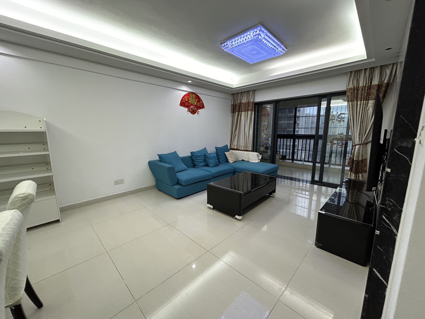 椰岛广场 1室0厅0卫 3800.0元/月 椰岛广场 1室0厅0卫 3800.0元/月室内图