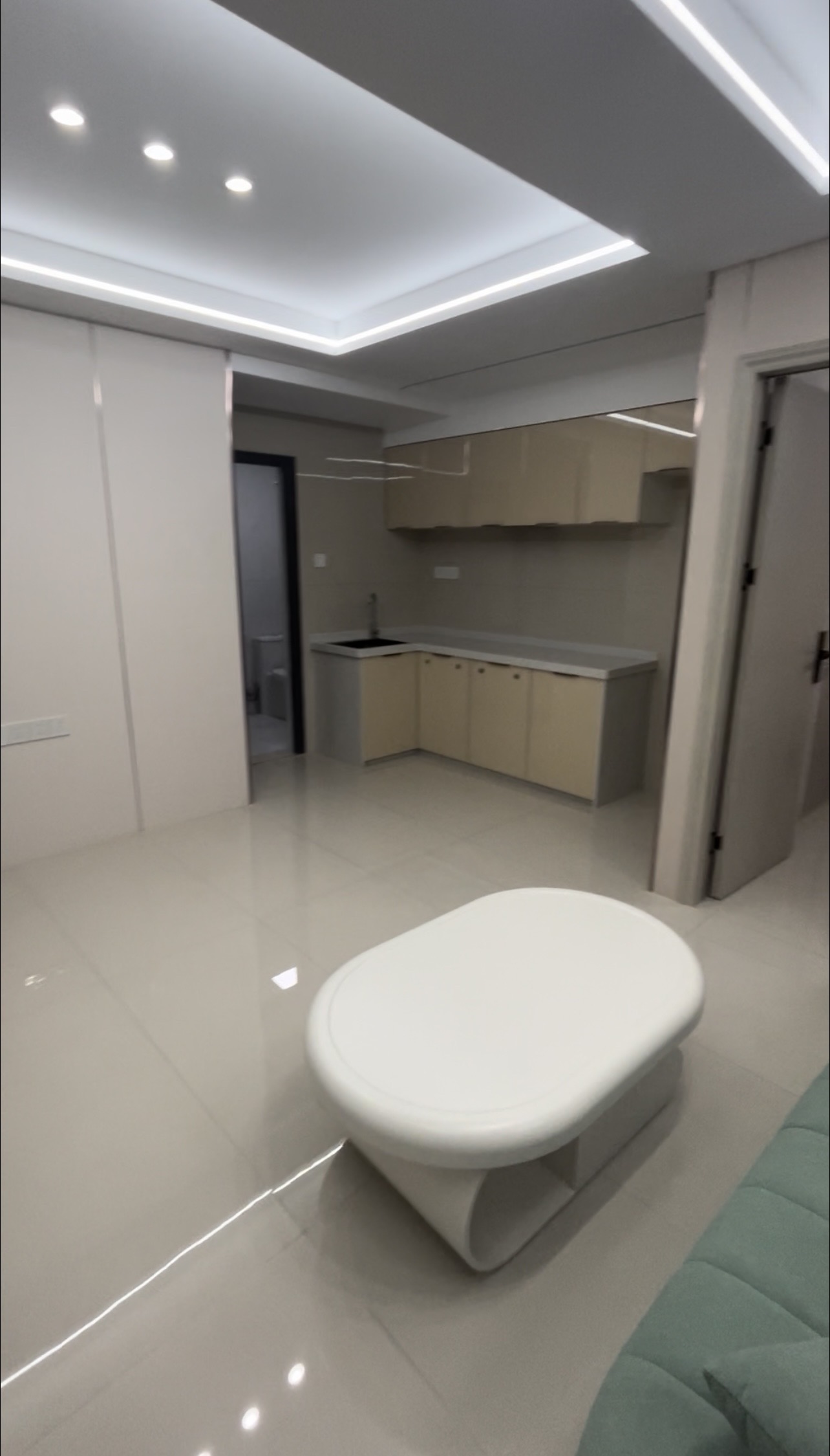 合和大厦 1室0厅1卫 53.0万 合和大厦 1室0厅1卫 53.0万客厅