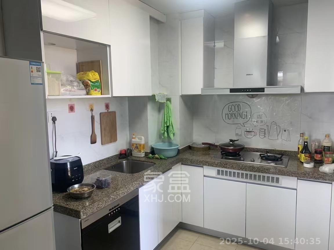 恒大雅苑 2室2厅1卫 2400.0元/月 恒大雅苑 2室2厅1卫 2400.0元/月室内图