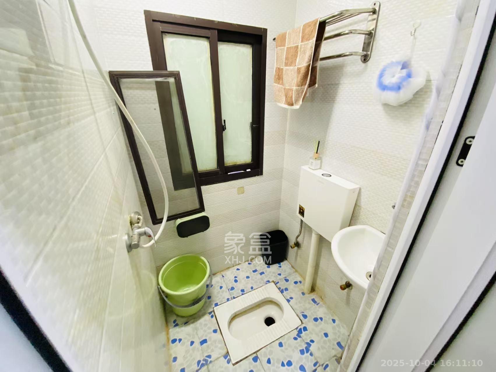 都正街散盘 1室0厅1卫 800.0元/月 都正街散盘 1室0厅1卫 800.0元/月室内图