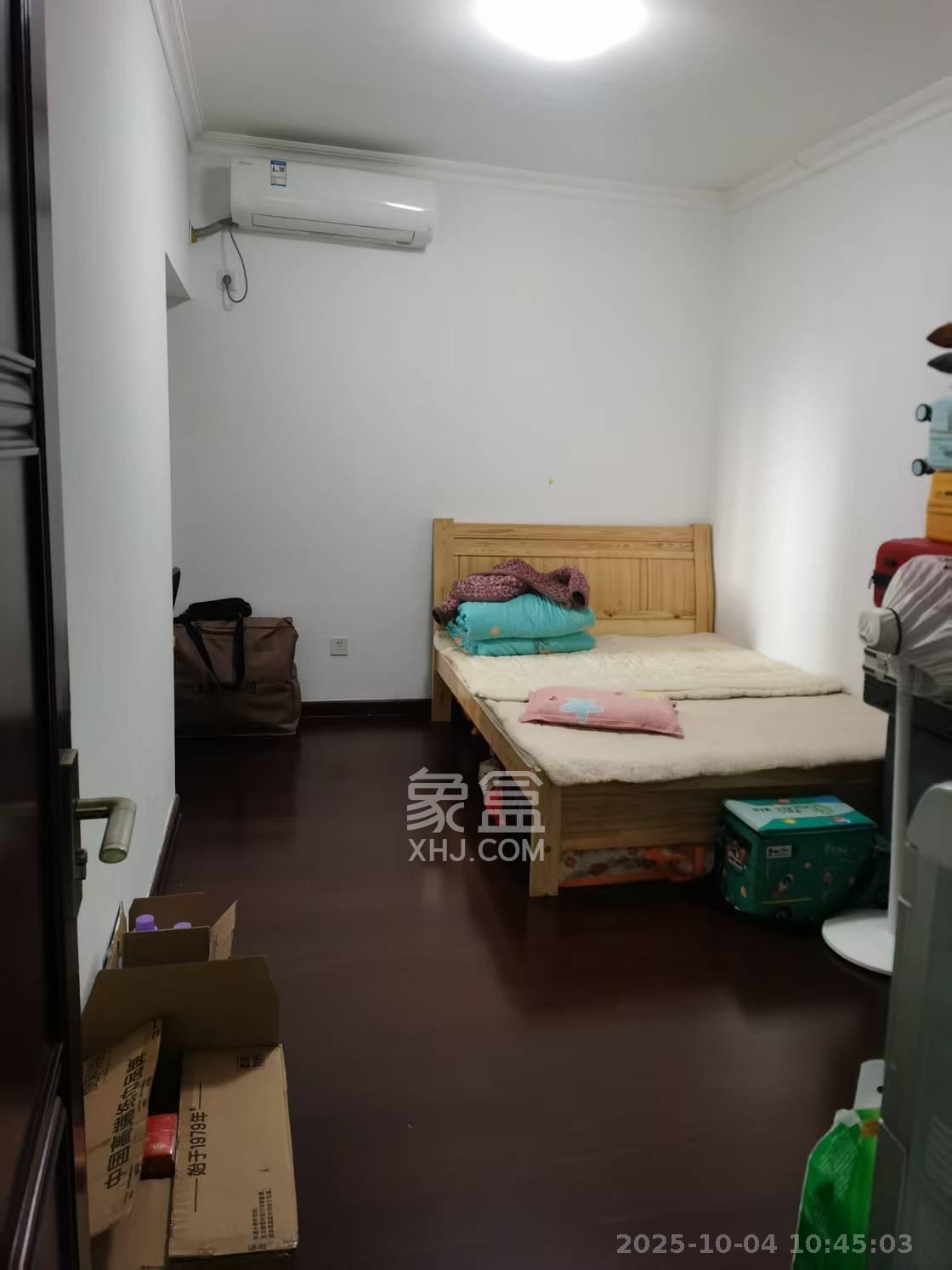 中海国际一期  3室2厅1卫    2000.0元/月 中海国际一期  3室2厅1卫    2000.0元/月室内图