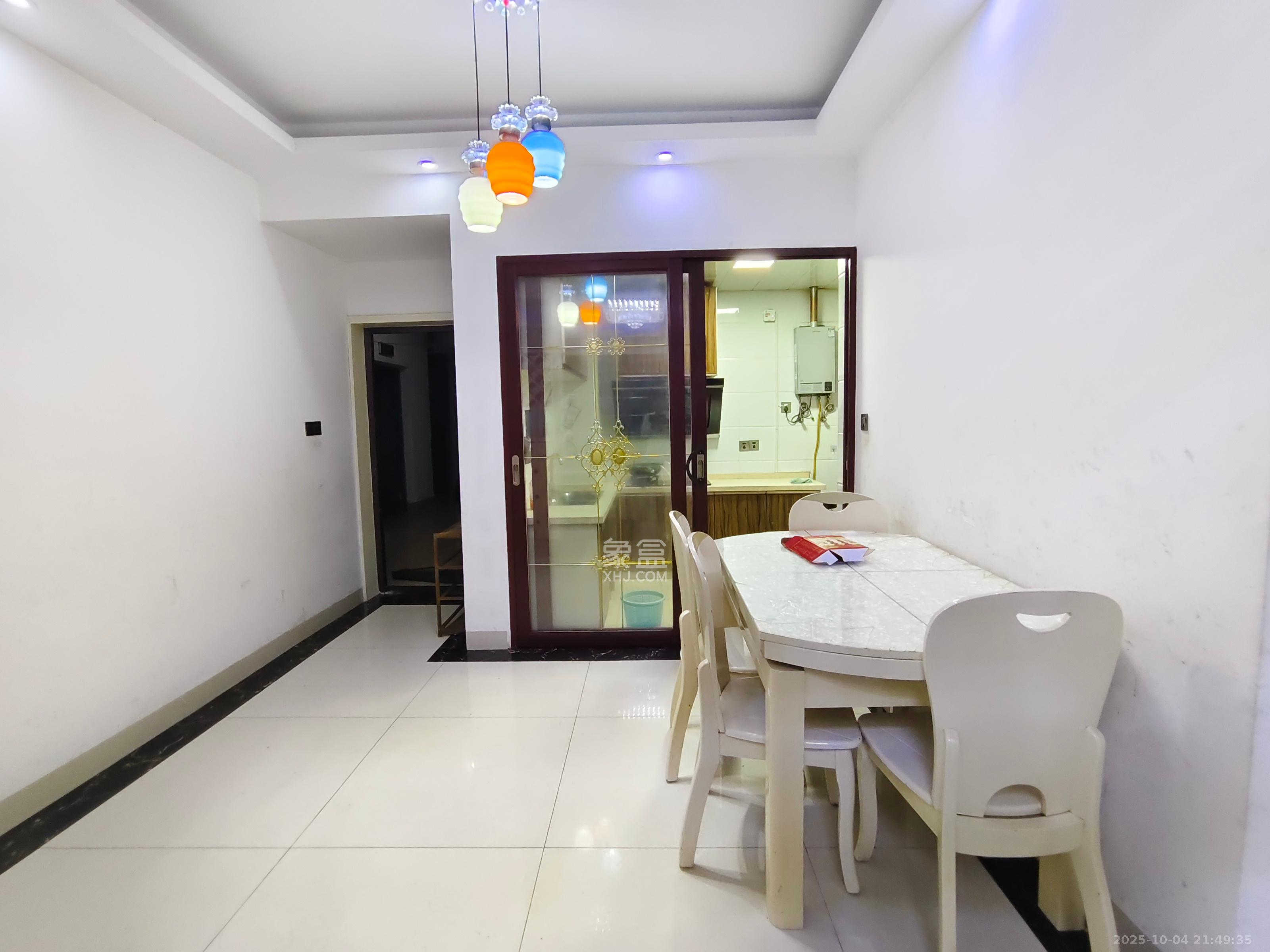 江南名府 3室2厅2卫 1280.0元/月 江南名府 3室2厅2卫 1280.0元/月室内图