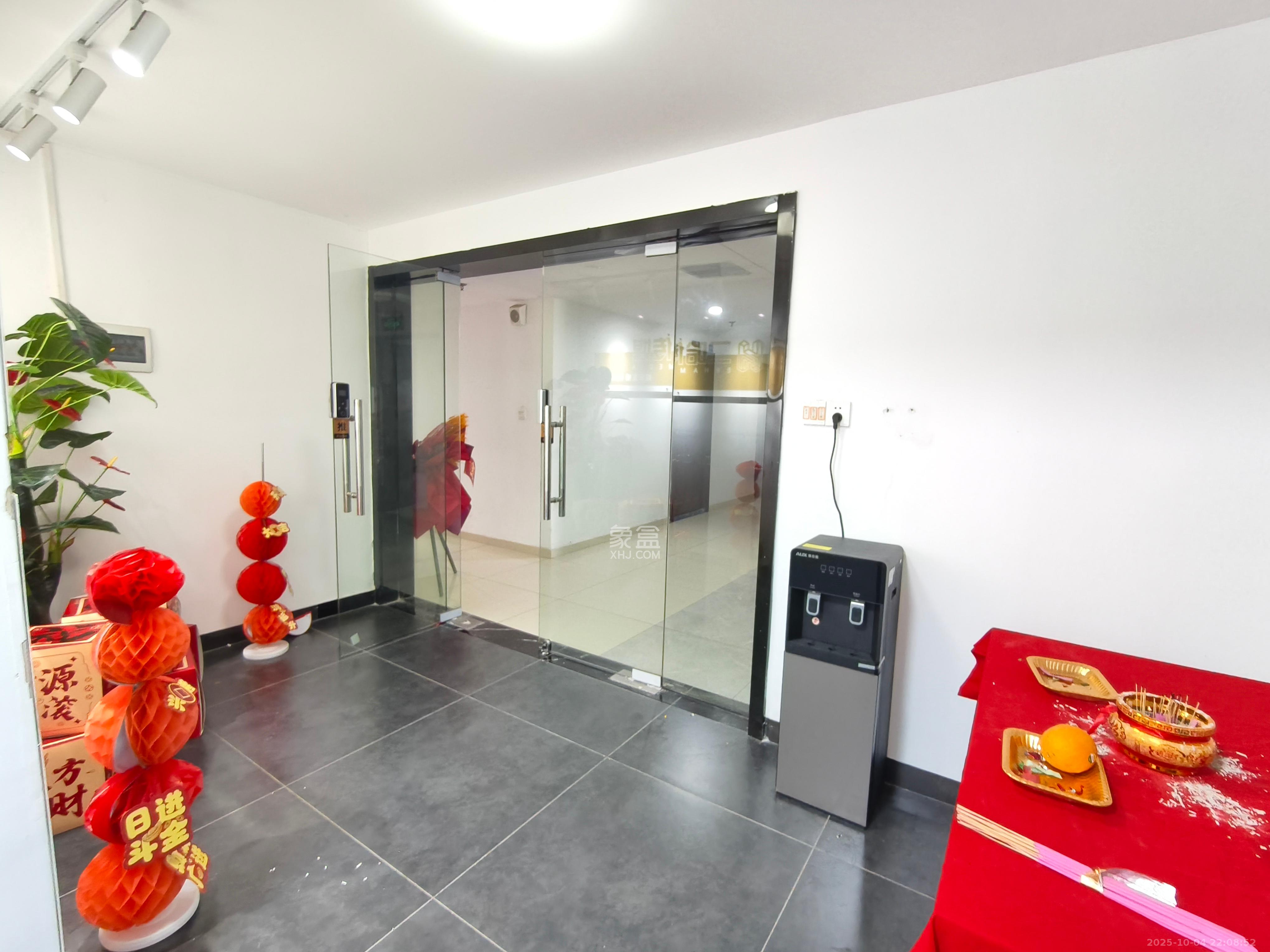 明发国际城  1室1厅1卫    1300.0元/月室内图