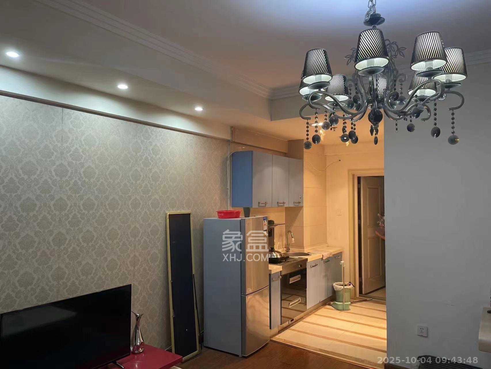 西子一间  1室1厅1卫    1600.0元/月室内图