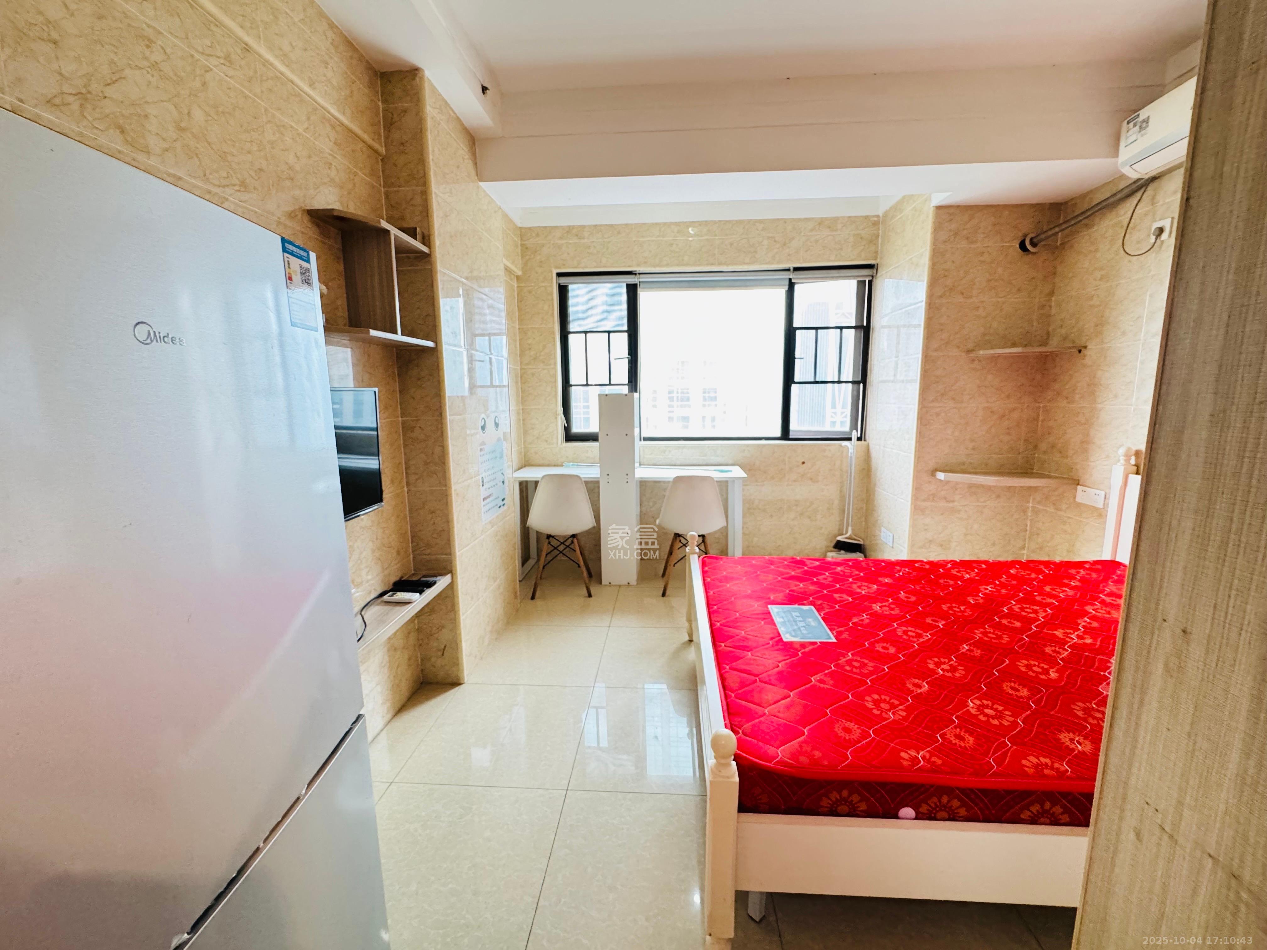 协信星澜汇 1室0厅1卫 1350.00元/月 协信星澜汇 1室0厅1卫 1350.00元/月室内图