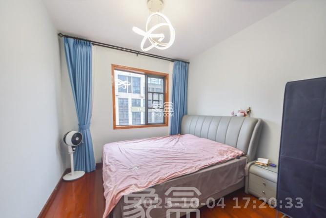 长房天翼未来城  4室2厅2卫    4800.0元/月 长房天翼未来城  4室2厅2卫    4800.0元/月