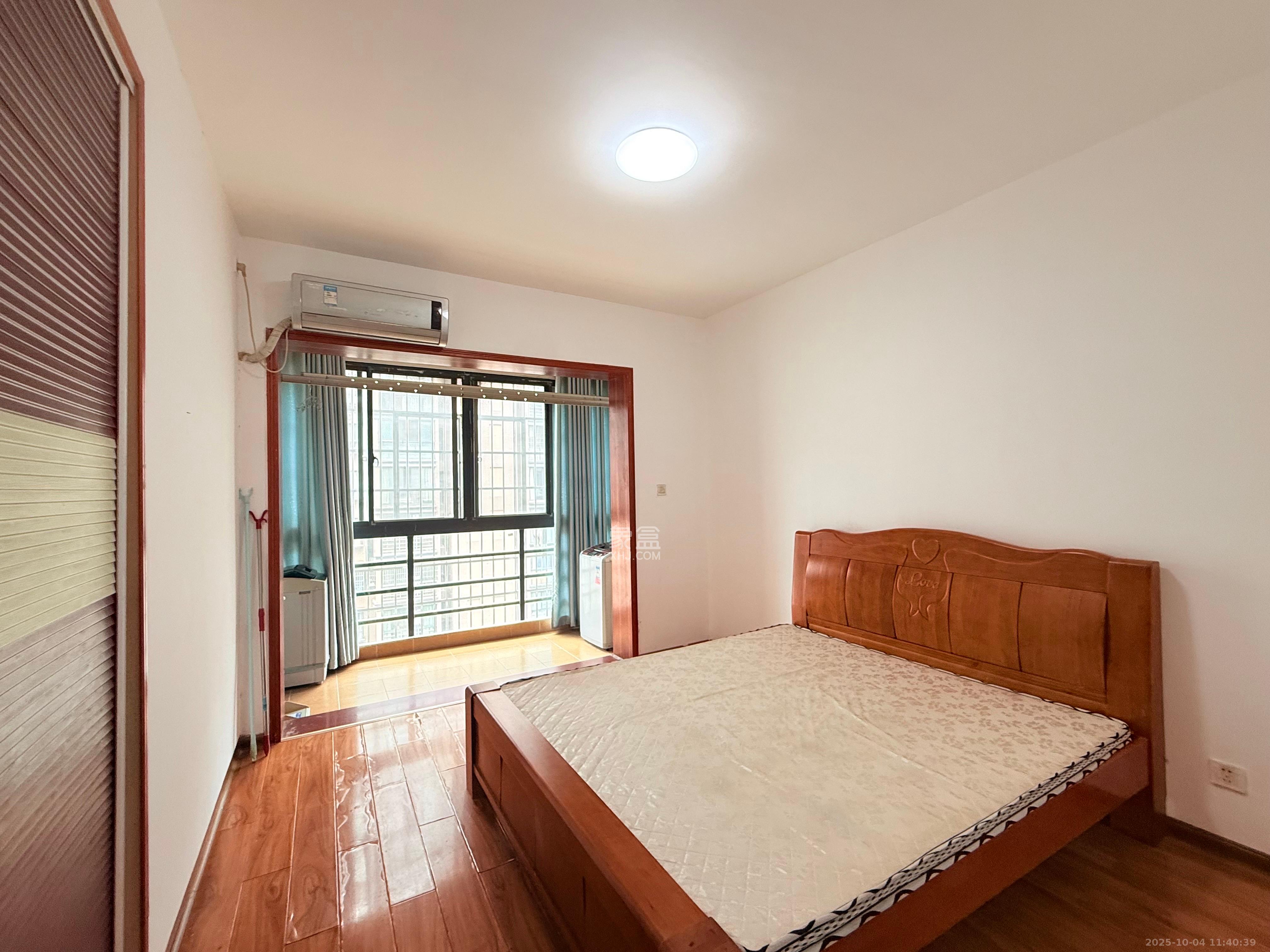 瑞都华庭(华庭美苑) 3室2厅2卫 2300.0元/月 瑞都华庭(华庭美苑) 3室2厅2卫 2300.0元/月室内图