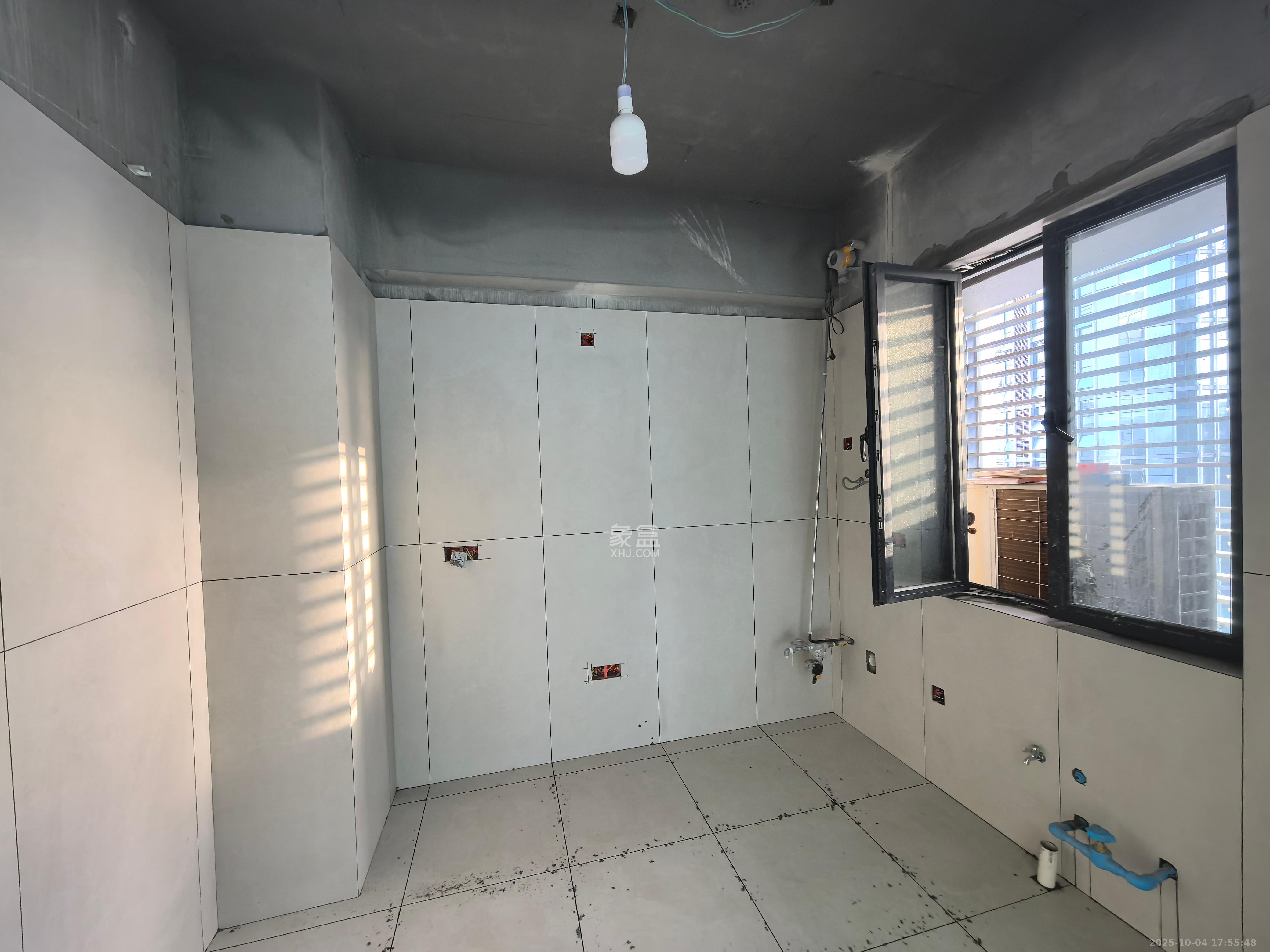 复地滨江金融中心   200.0㎡      10000.0元/月室内图