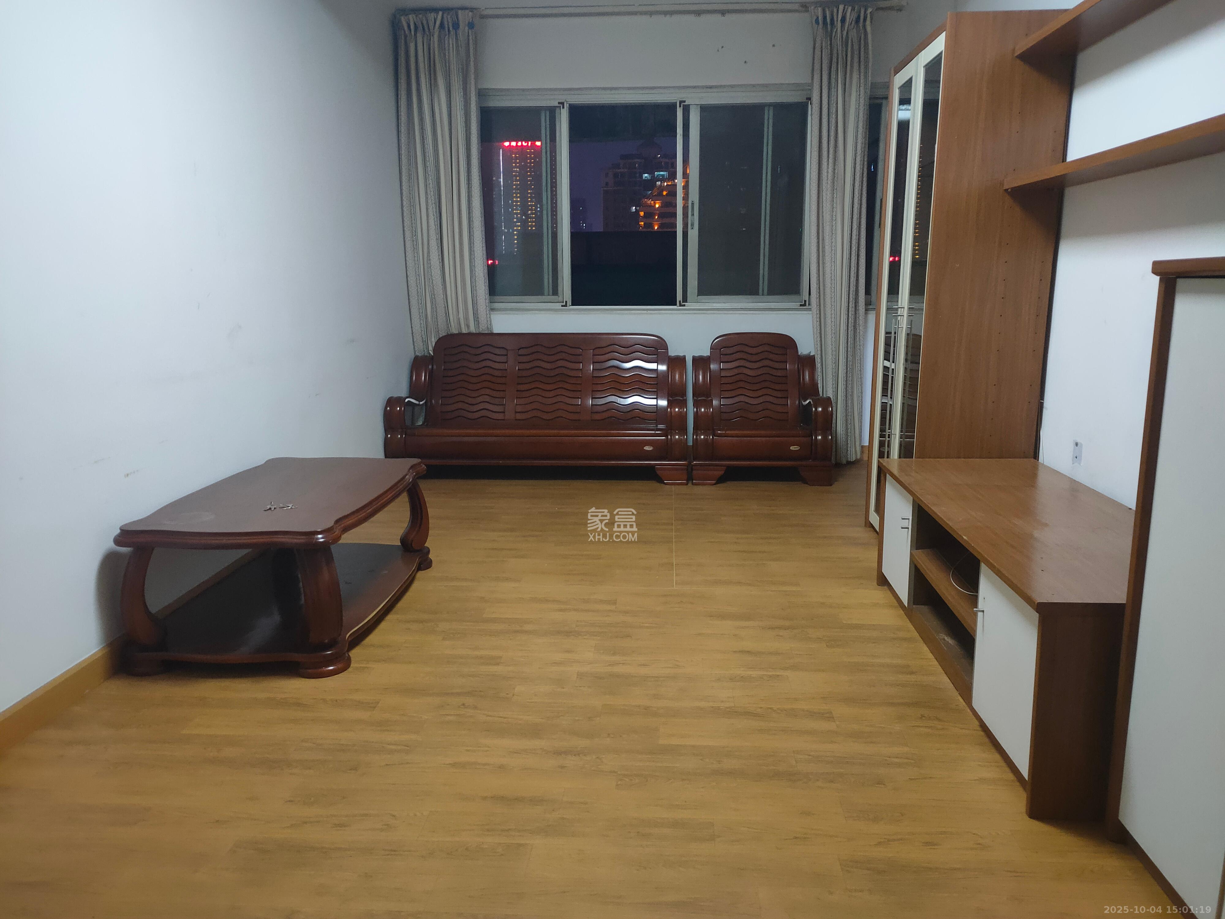 省商务厅宿舍  1室0厅0卫    1800.0元/月 省商务厅宿舍  1室0厅0卫    1800.0元/月室内图1