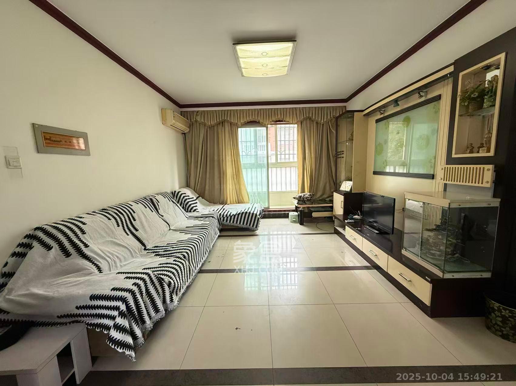 香海西岸 2室2厅1卫 2000.0元/月 香海西岸 2室2厅1卫 2000.0元/月室内图