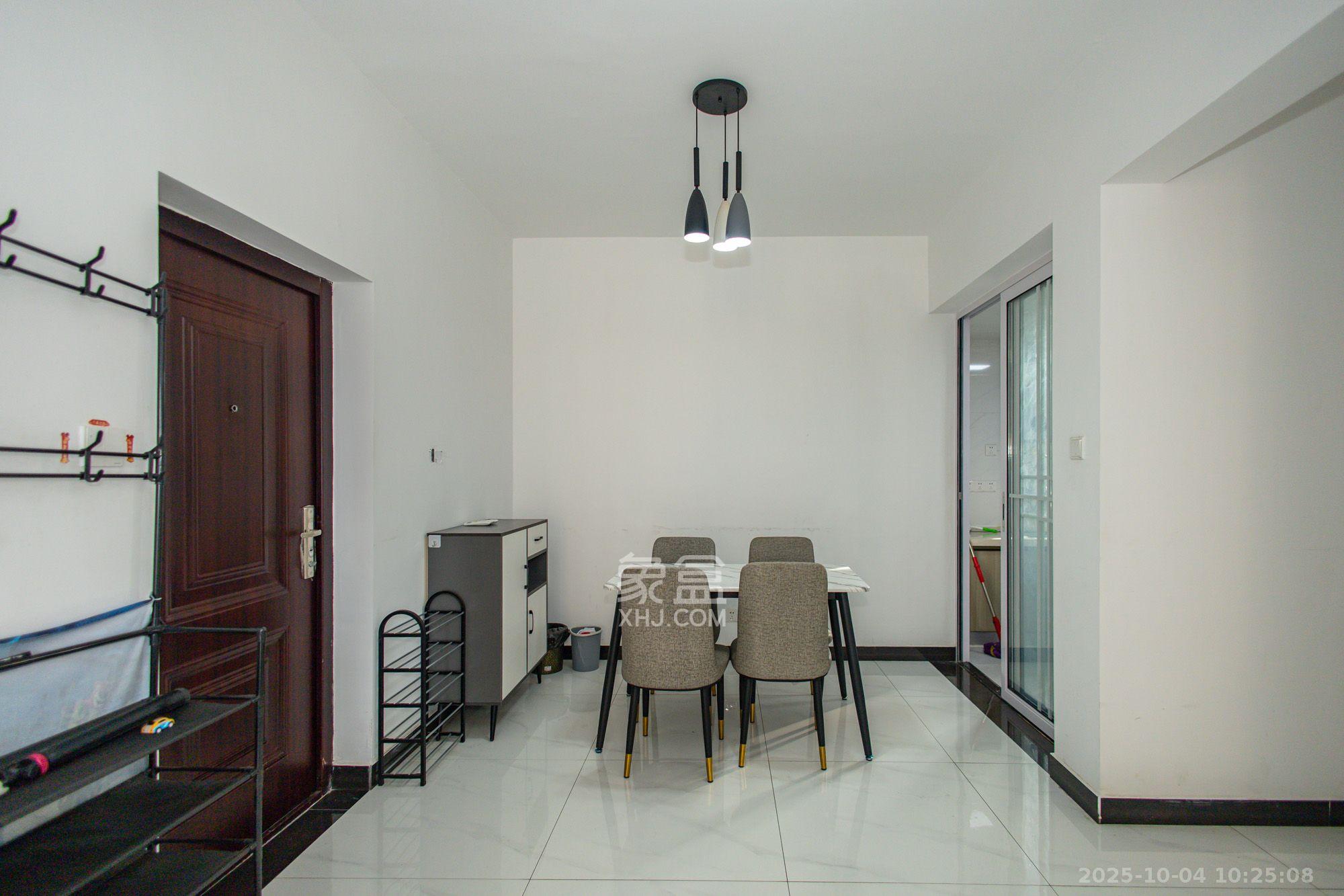 楚天世纪城西苑 3室2厅1卫 1900.00元/月 楚天世纪城西苑 3室2厅1卫 1900.00元/月室内图