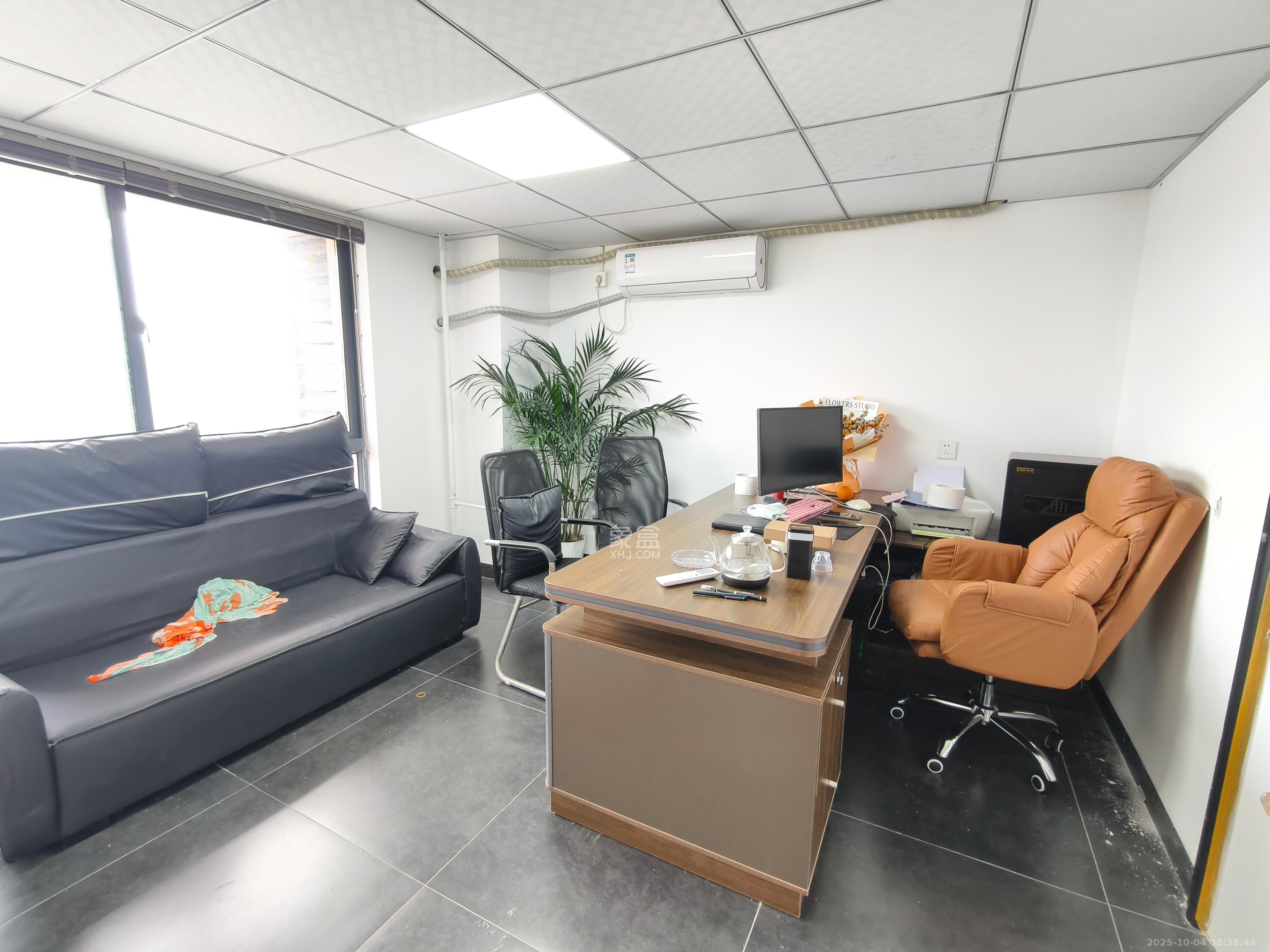 明发国际城 1室1厅1卫 1300.0元/月 明发国际城 1室1厅1卫 1300.0元/月室内图