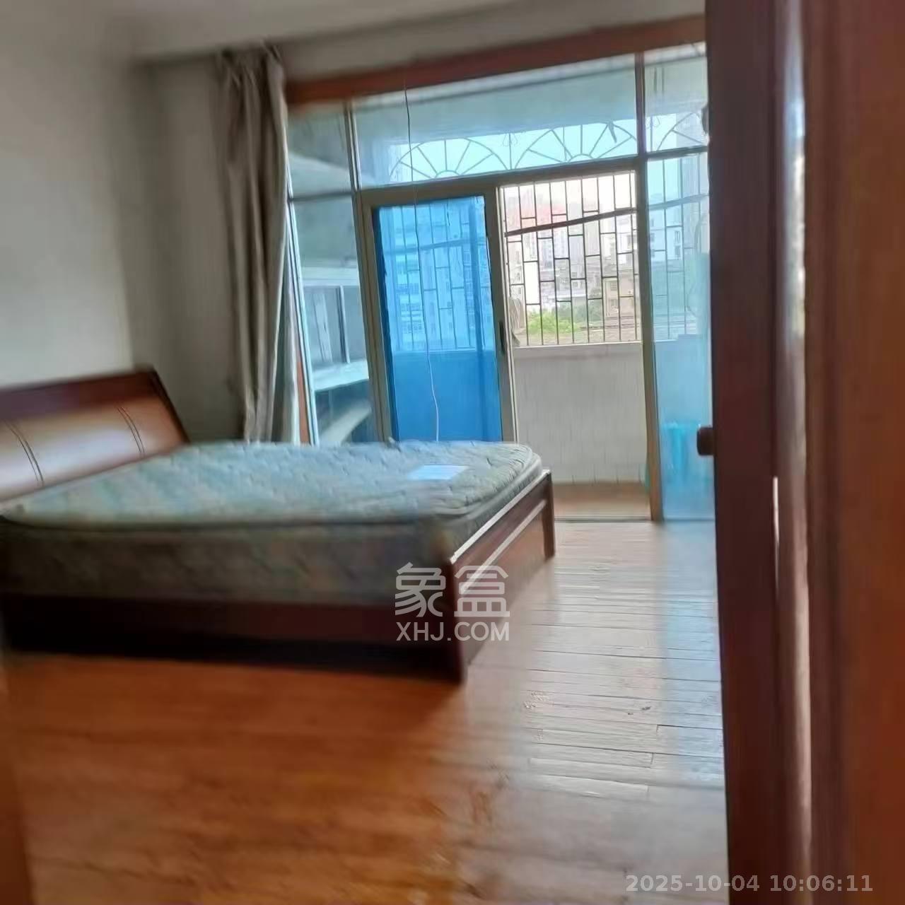 赤岗小区(一二三片) 2室1厅1卫 1200.0元/月 赤岗小区(一二三片) 2室1厅1卫 1200.0元/月室内图