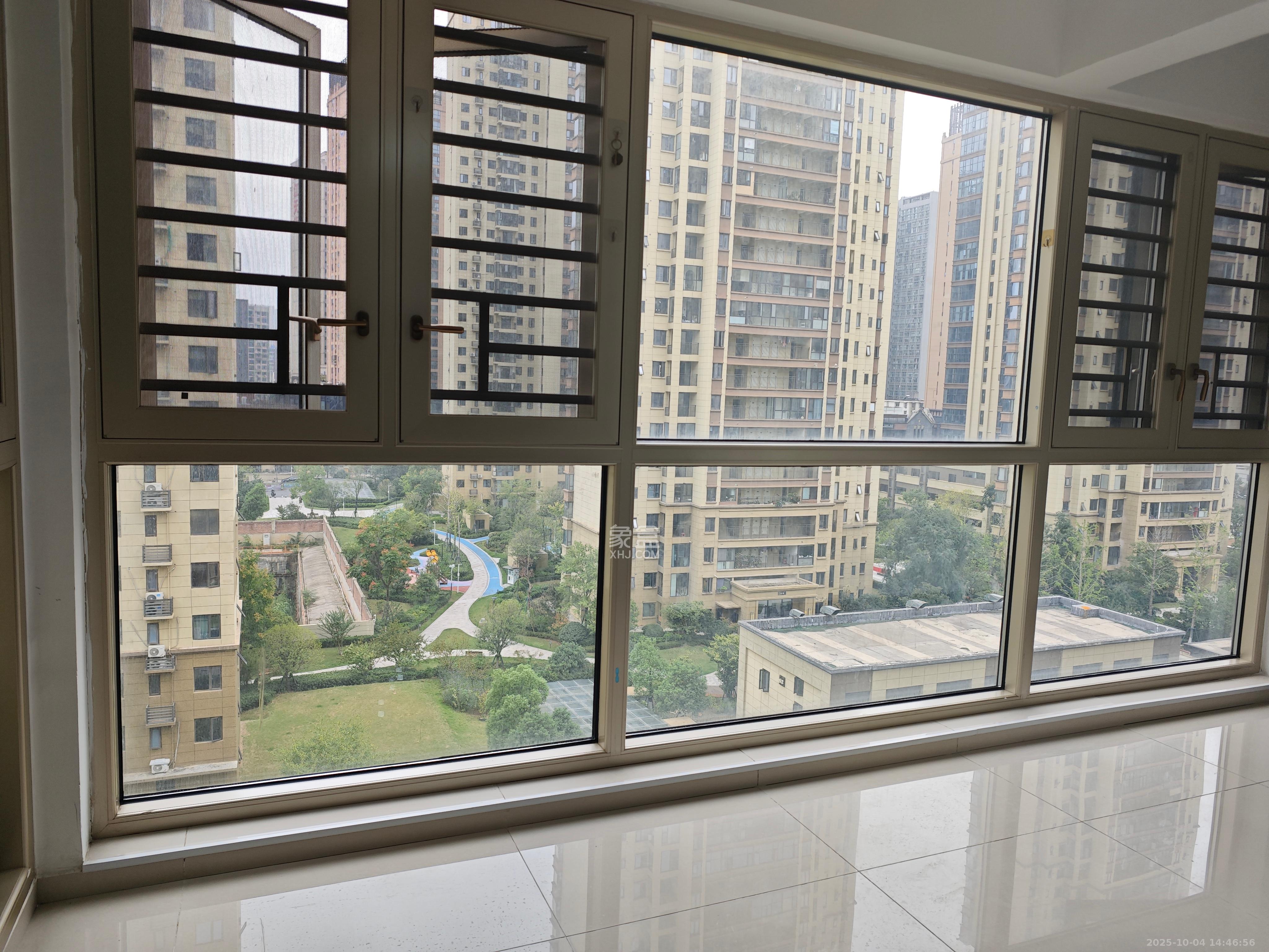 世茂璀璨天城 3室2厅2卫 3200.0元/月 世茂璀璨天城 3室2厅2卫 3200.0元/月室内图