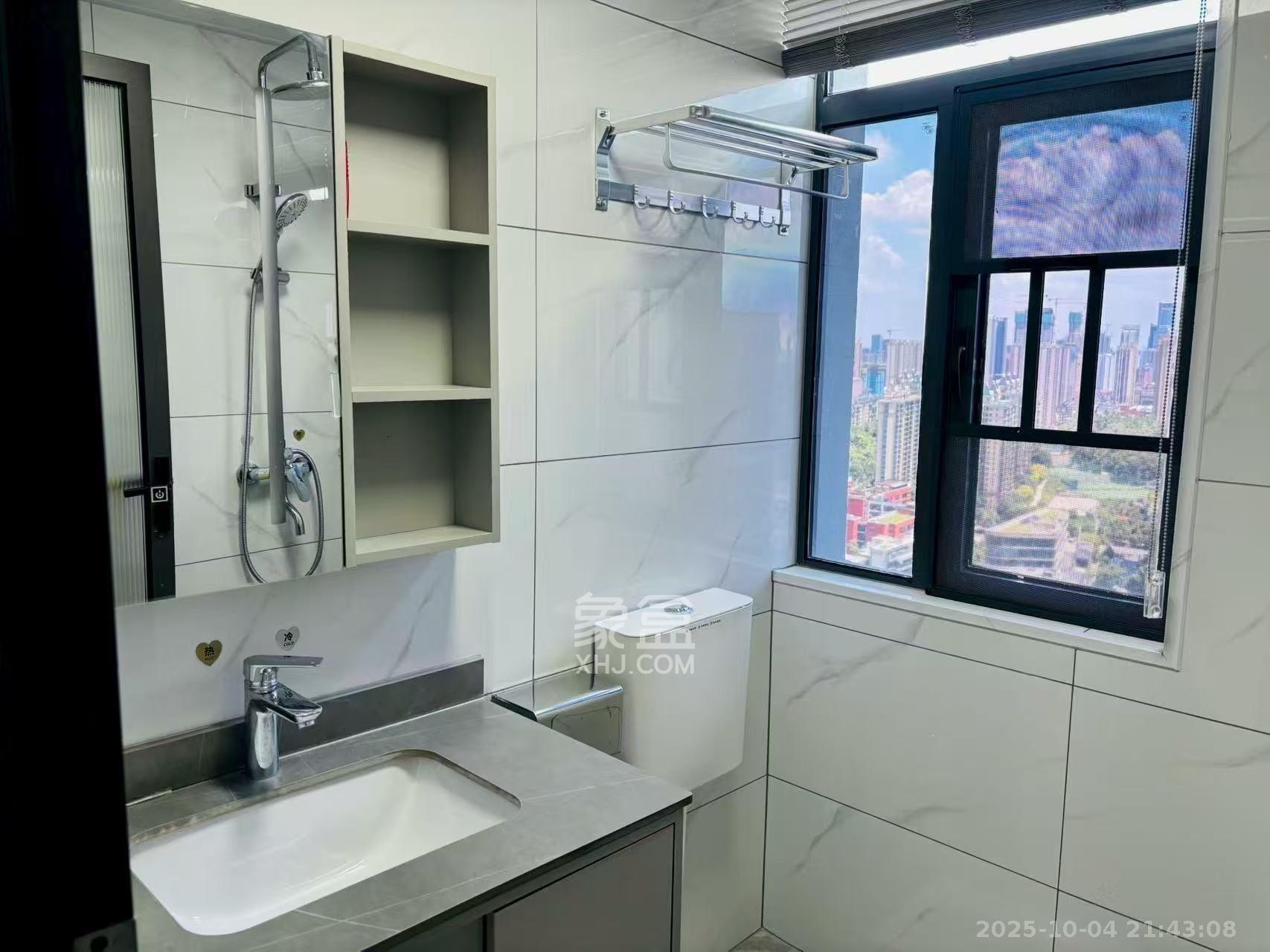 谷峰安置小区（惟德园）  3室2厅2卫    2600.0元/月室内图