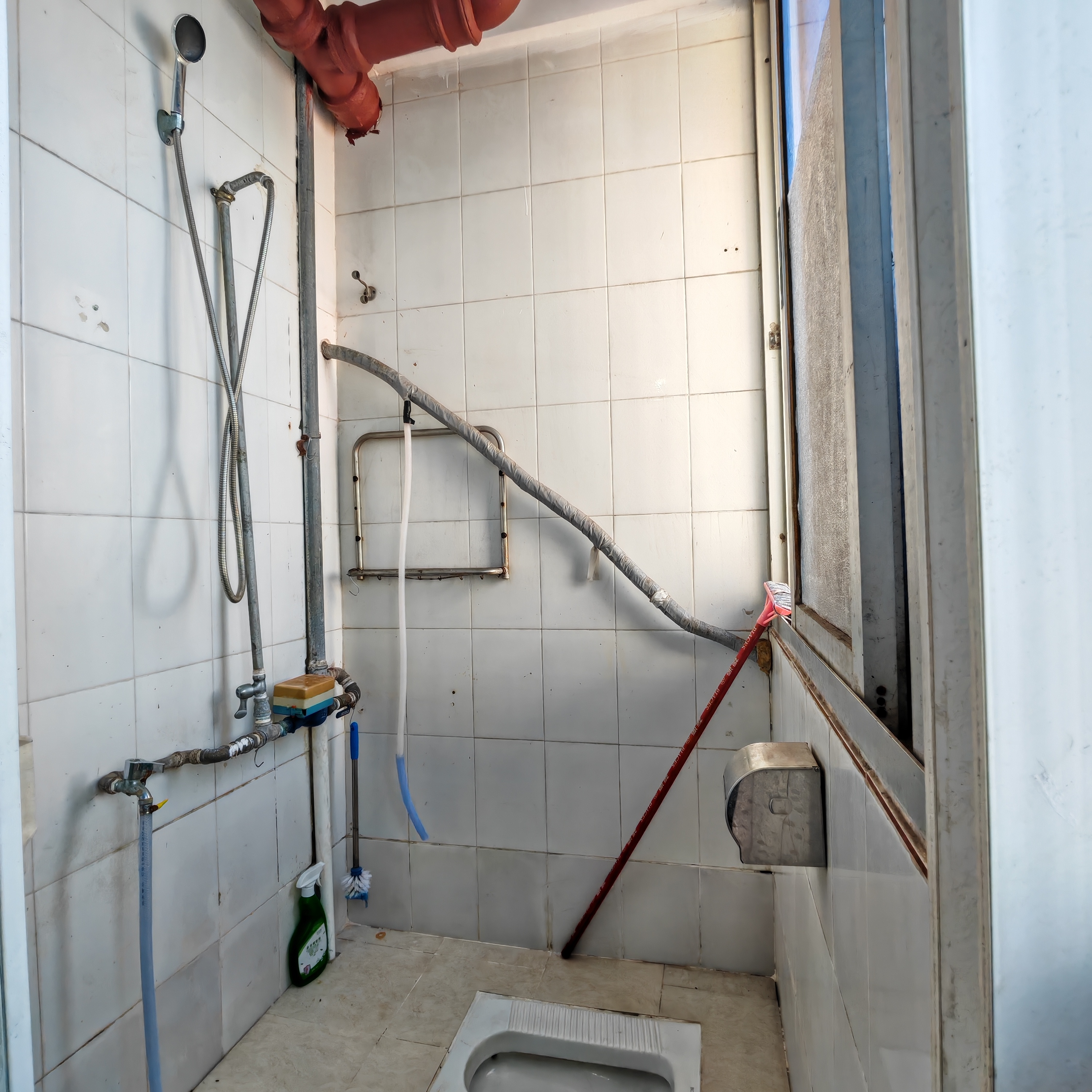 琼山交警大楼 3室2厅2卫 2000.00元/月 琼山交警大楼 3室2厅2卫 2000.00元/月室内图