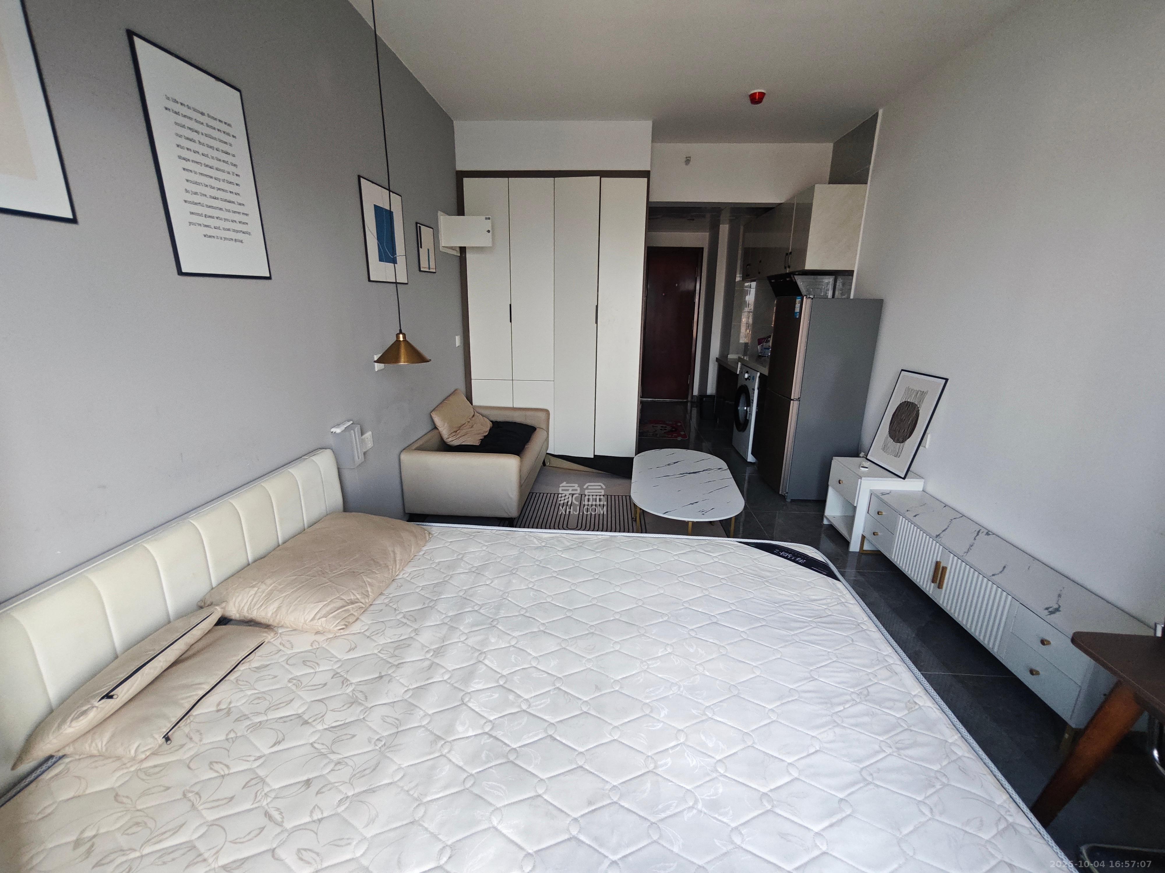 碧桂园城市之光 1室1厅1卫 1500.0元/月 碧桂园城市之光 1室1厅1卫 1500.0元/月室内图