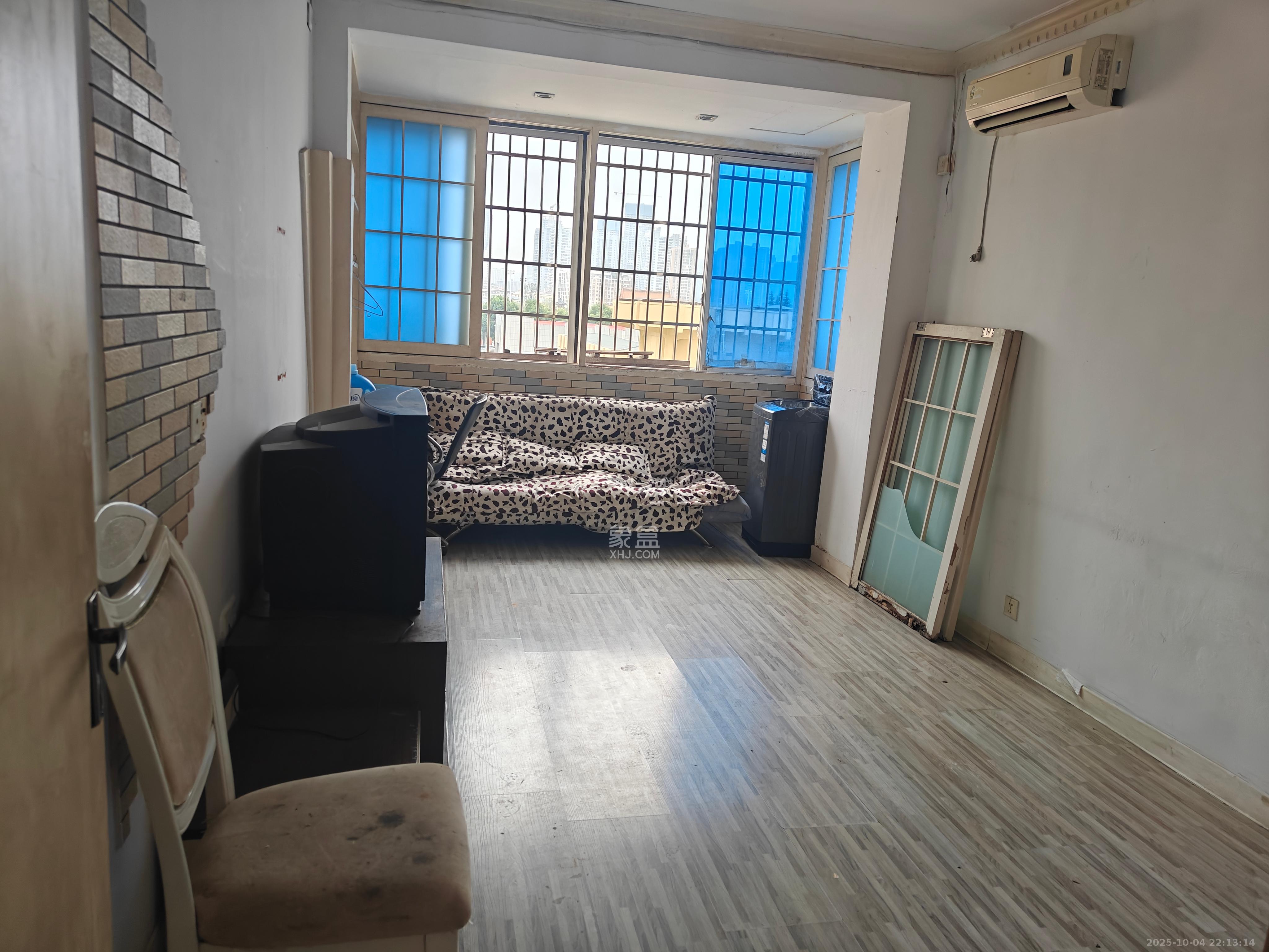 五水厂宿舍  2室1厅1卫    1700.0元/月 五水厂宿舍  2室1厅1卫    1700.0元/月室内图