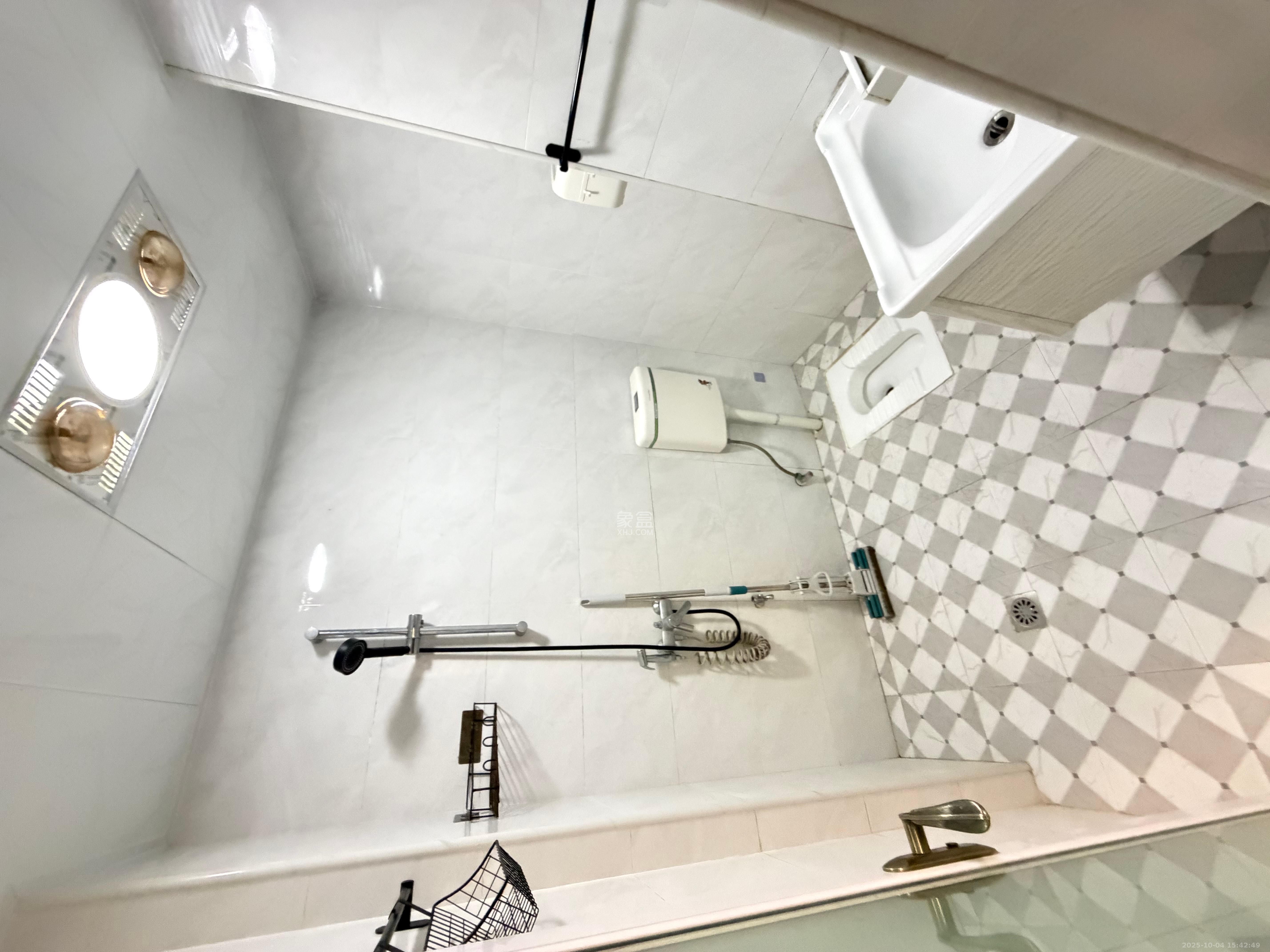 长房八方里（长房公园里）   58.31㎡      1900.0元/月室内图