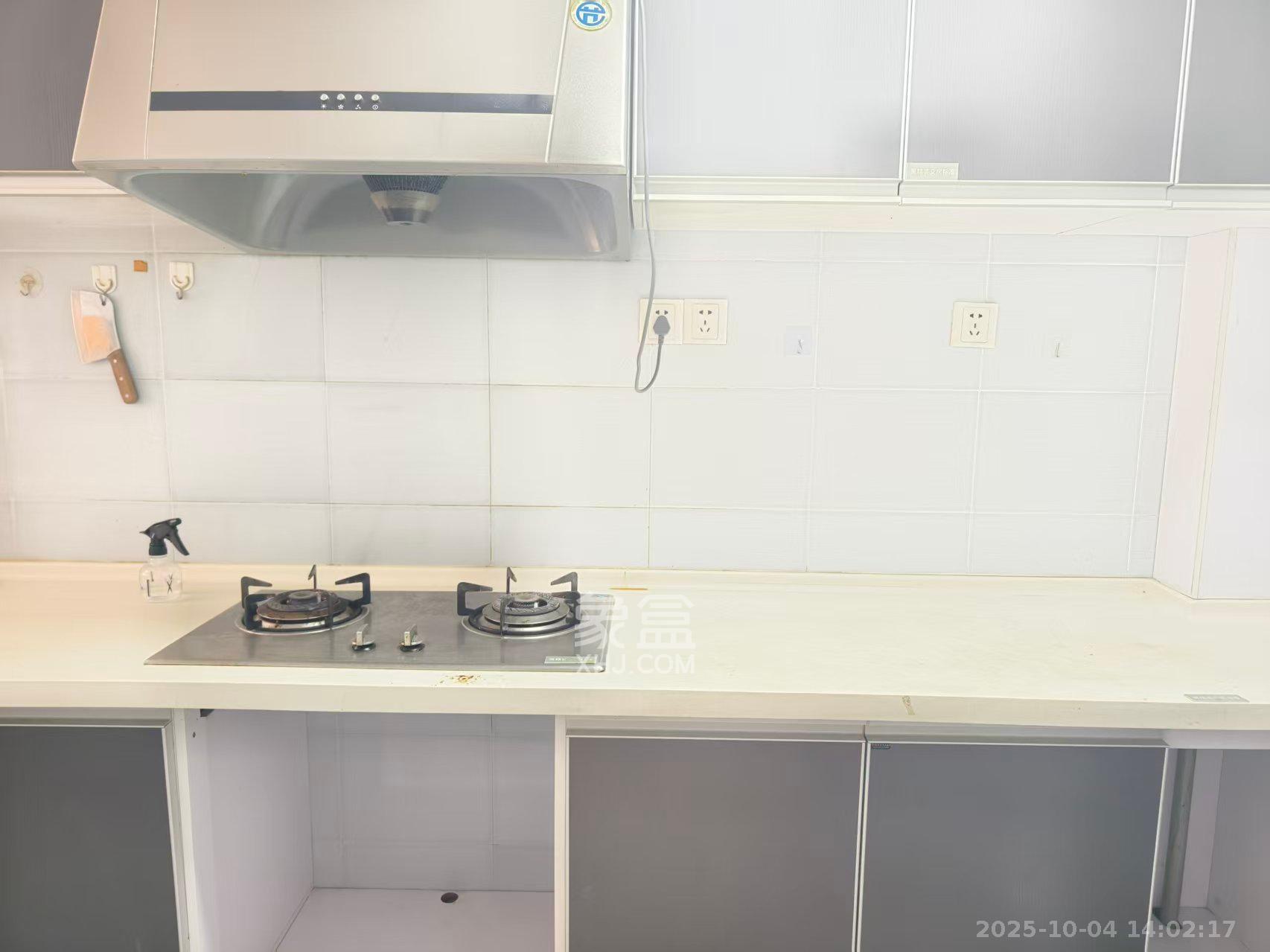 阳光100二期 1室1厅1卫 1500.0元/月 阳光100二期 1室1厅1卫 1500.0元/月室内图