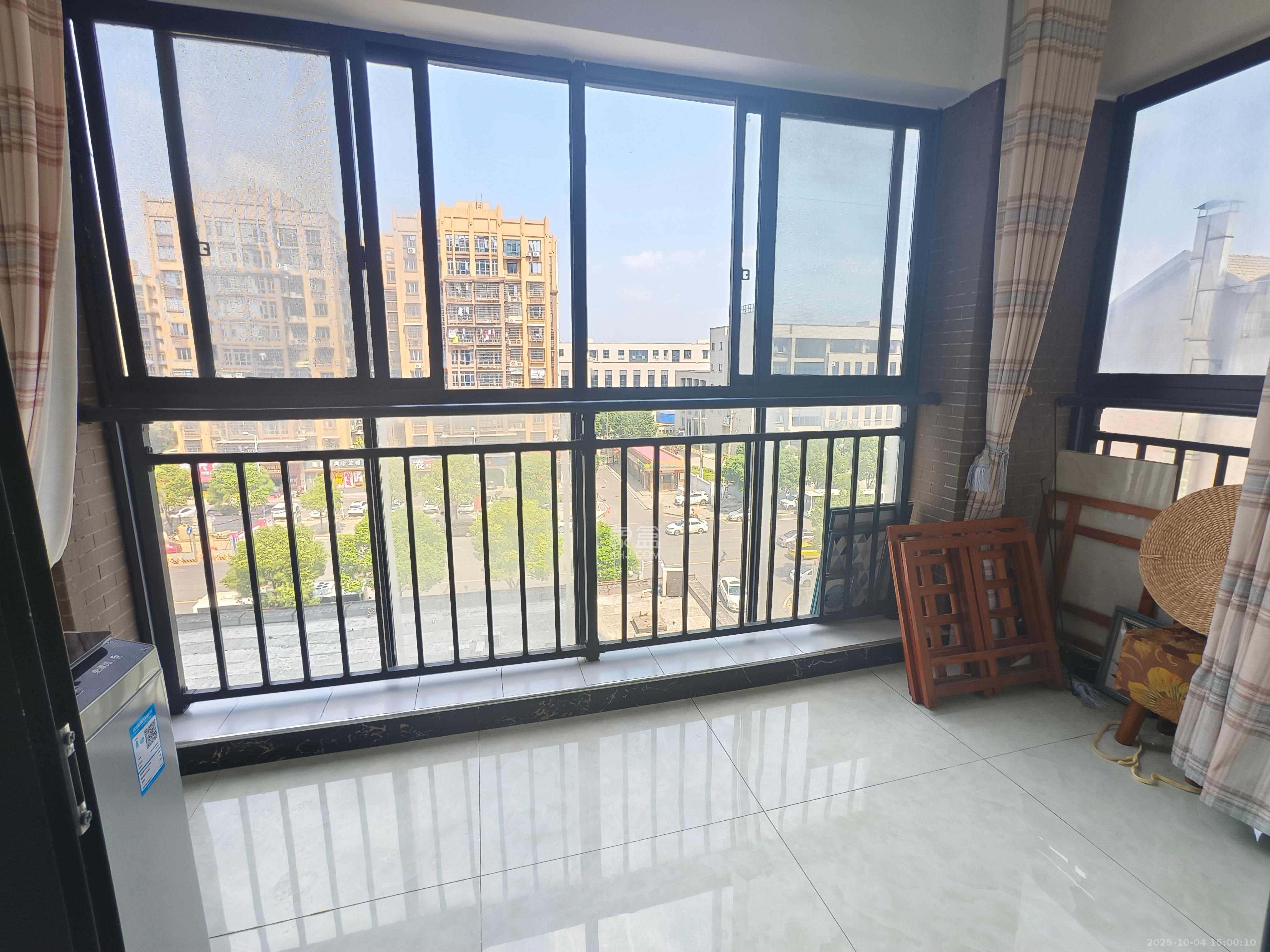 湘桥佳苑 2室1厅1卫 2400.0元/月 湘桥佳苑 2室1厅1卫 2400.0元/月室内图