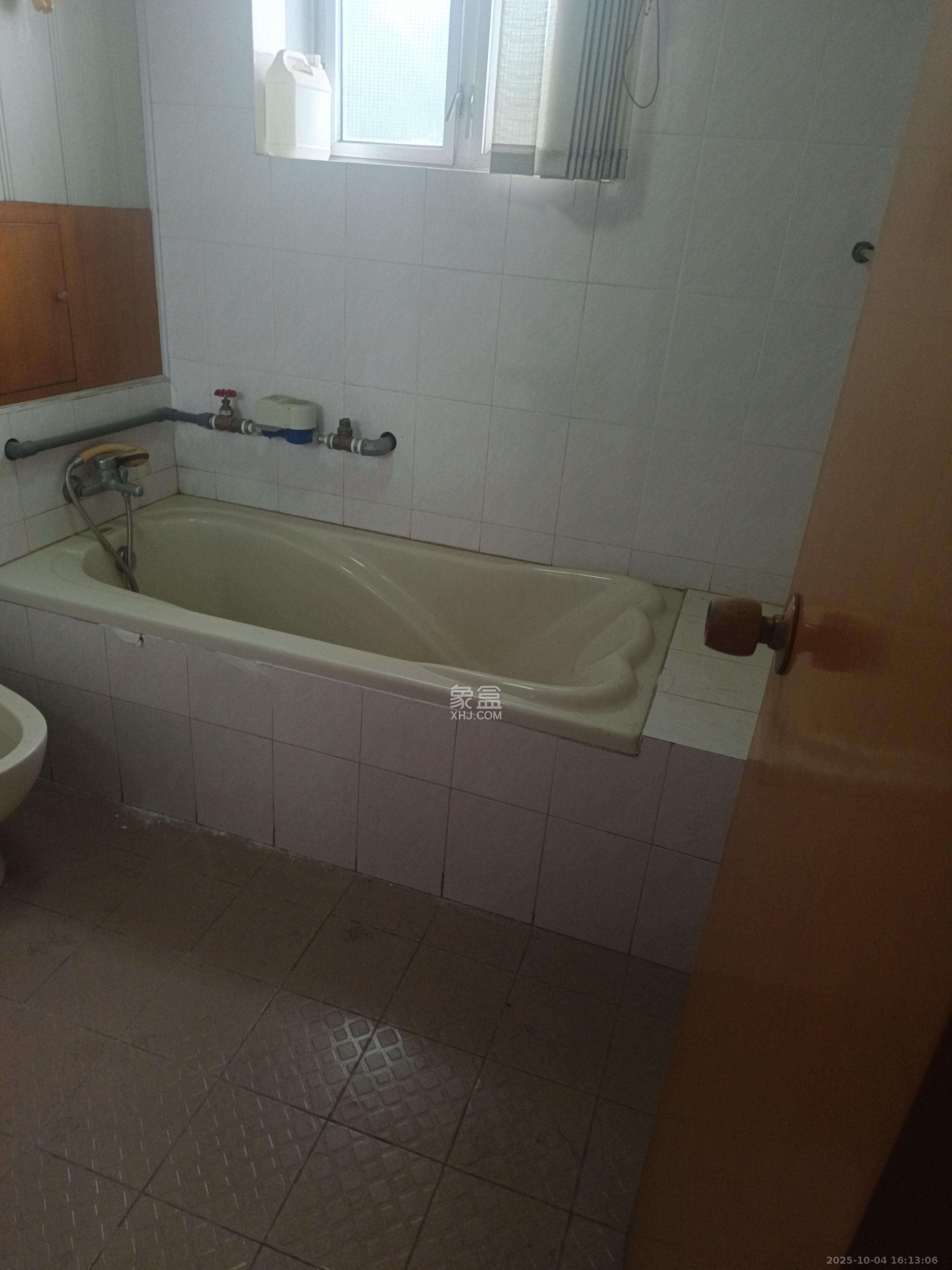 中联科技园  3室2厅2卫    2100.0元/月室内图