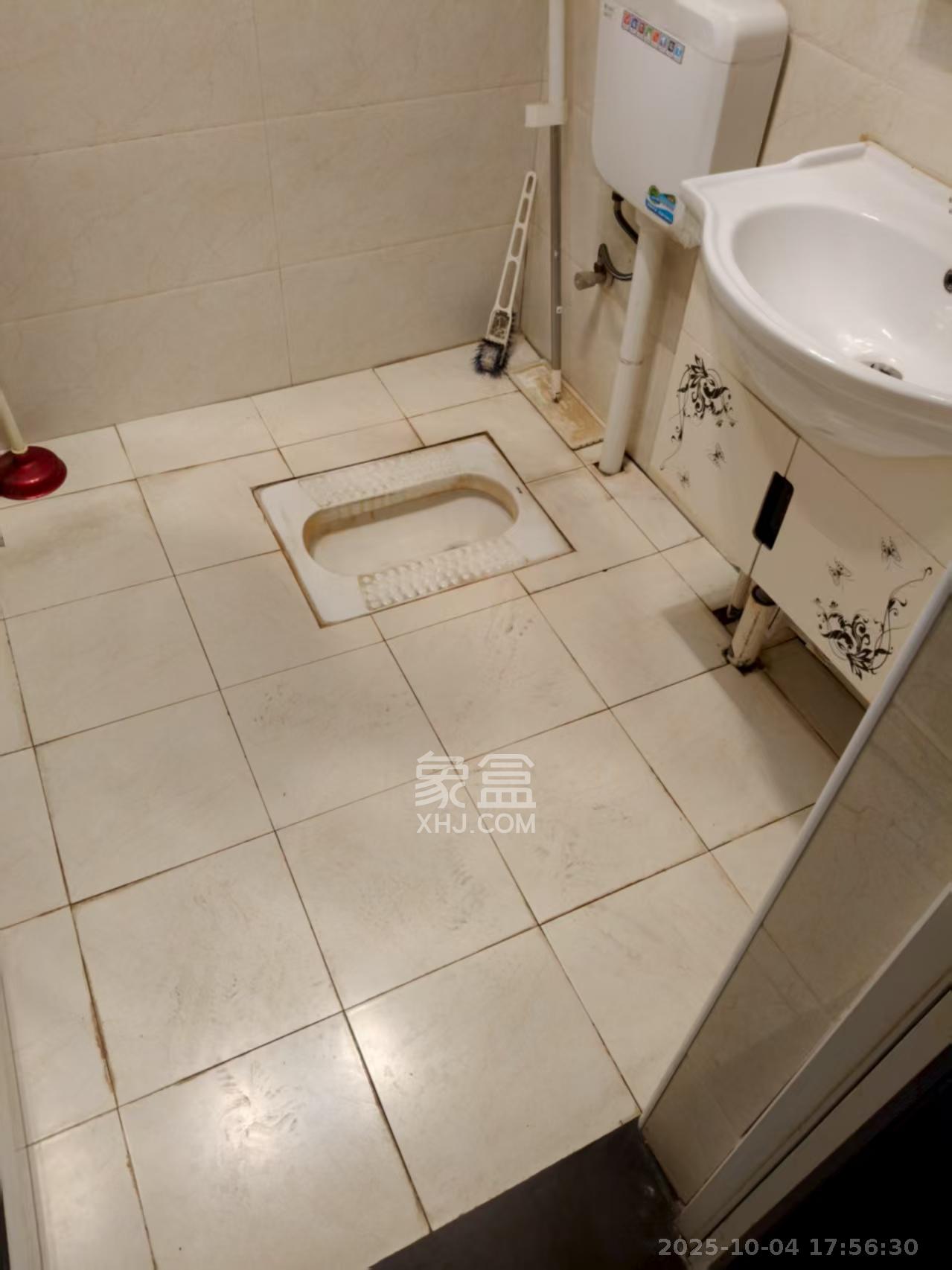 锦湘国际星城三期(锦绣苑) 2室2厅1卫 2200.0元/月 锦湘国际星城三期(锦绣苑) 2室2厅1卫 2200.0元/月室内图