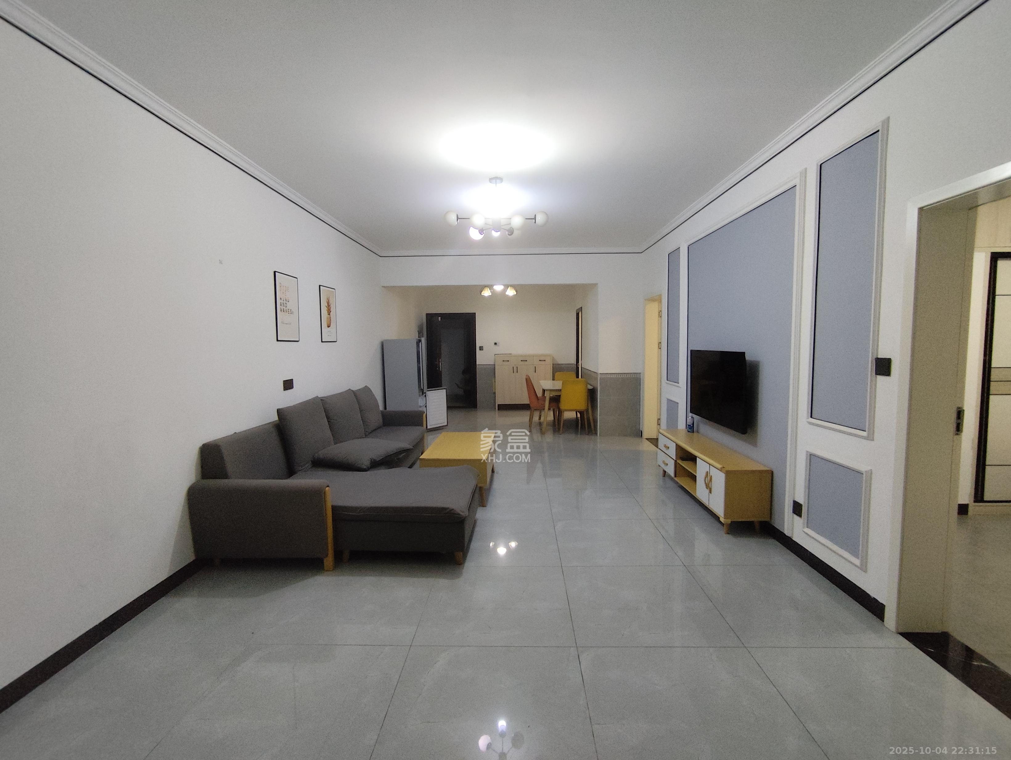 鄱阳佳郡 2室1厅1卫 1800.0元/月 鄱阳佳郡 2室1厅1卫 1800.0元/月室内图