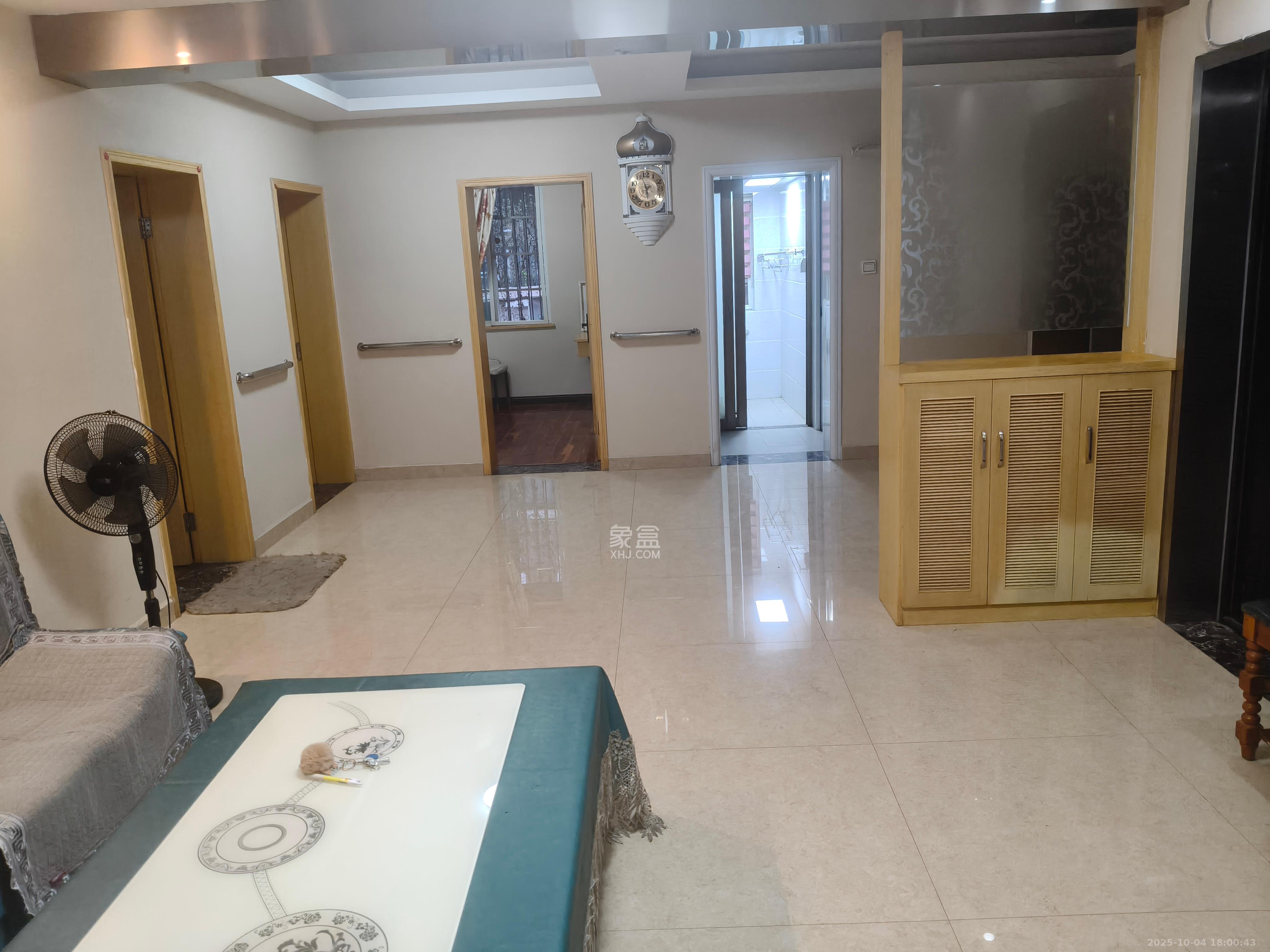 聚英阁 3室1厅2卫 2800.0元/月 聚英阁 3室1厅2卫 2800.0元/月室内图