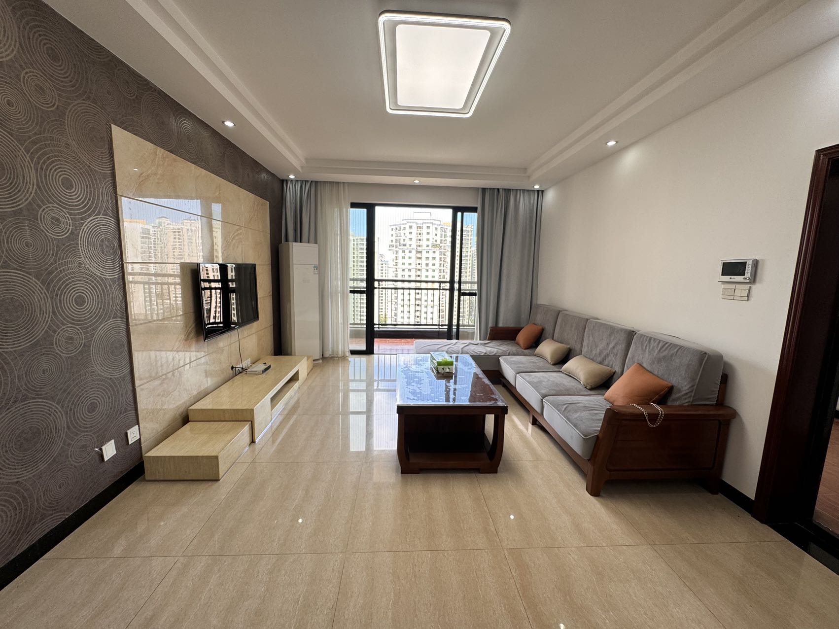 金碧文华 3室2厅2卫 4800.0元/月 金碧文华 3室2厅2卫 4800.0元/月室内图