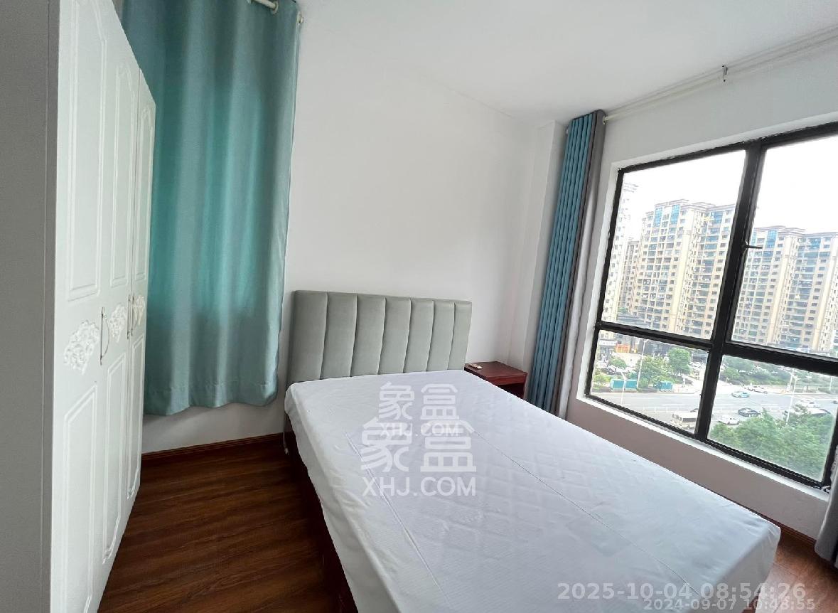 康斯丹郡(融程领秀佳园) 3室2厅1卫 1900.0元/月 康斯丹郡(融程领秀佳园) 3室2厅1卫 1900.0元/月室内图