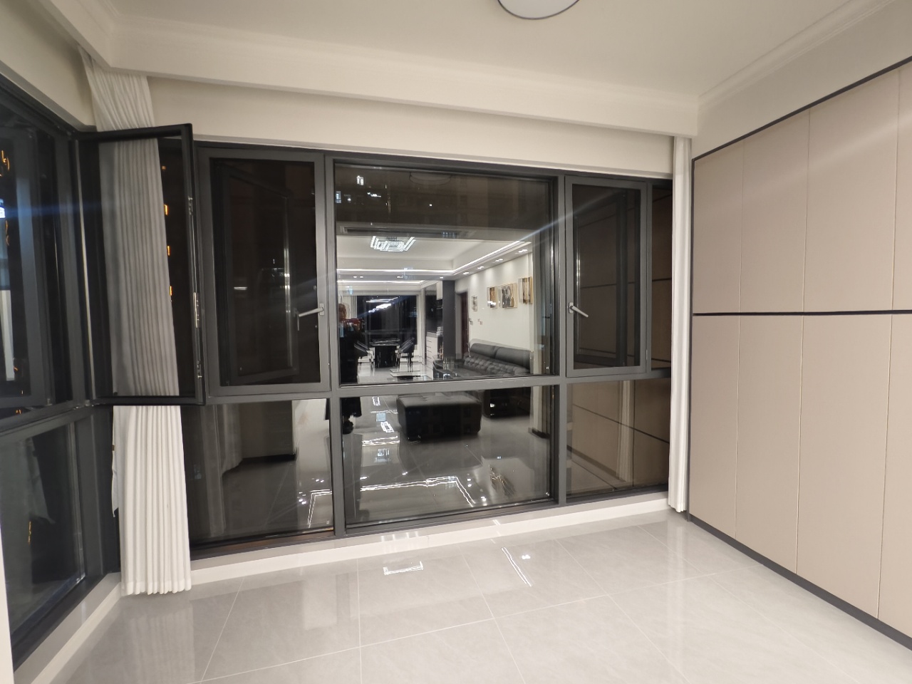 梓湖馨苑 4室2厅2卫 101.8万 梓湖馨苑 4室2厅2卫 101.8万室内图