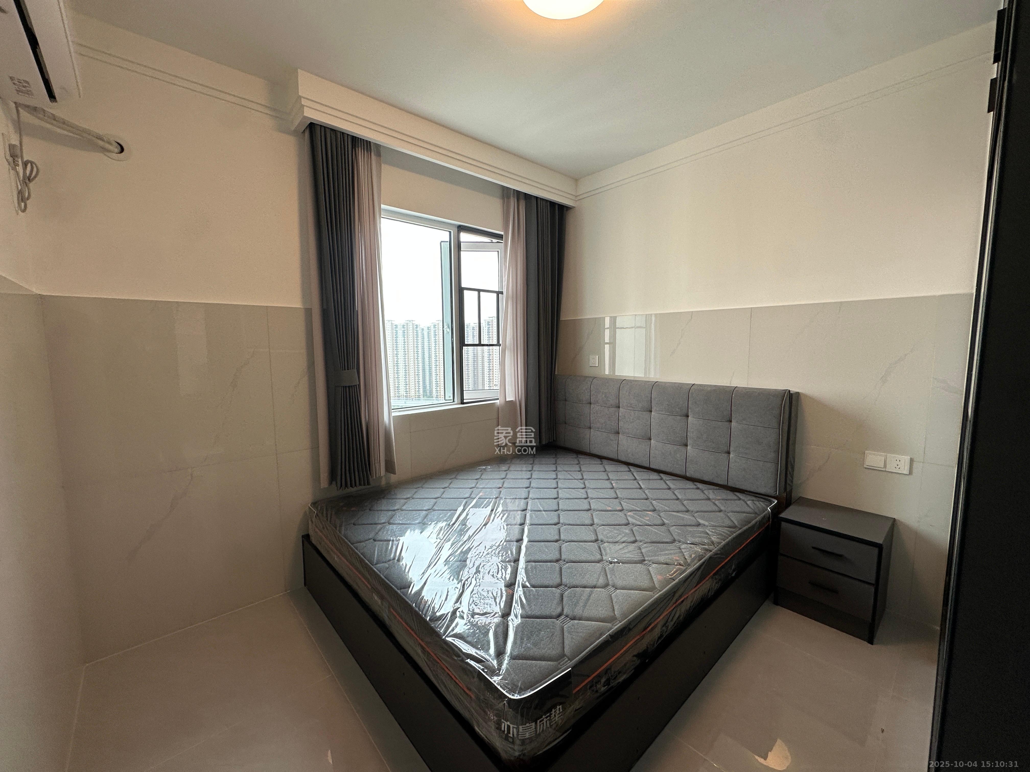 和景家园二期  2室1厅1卫    2000.0元/月室内图