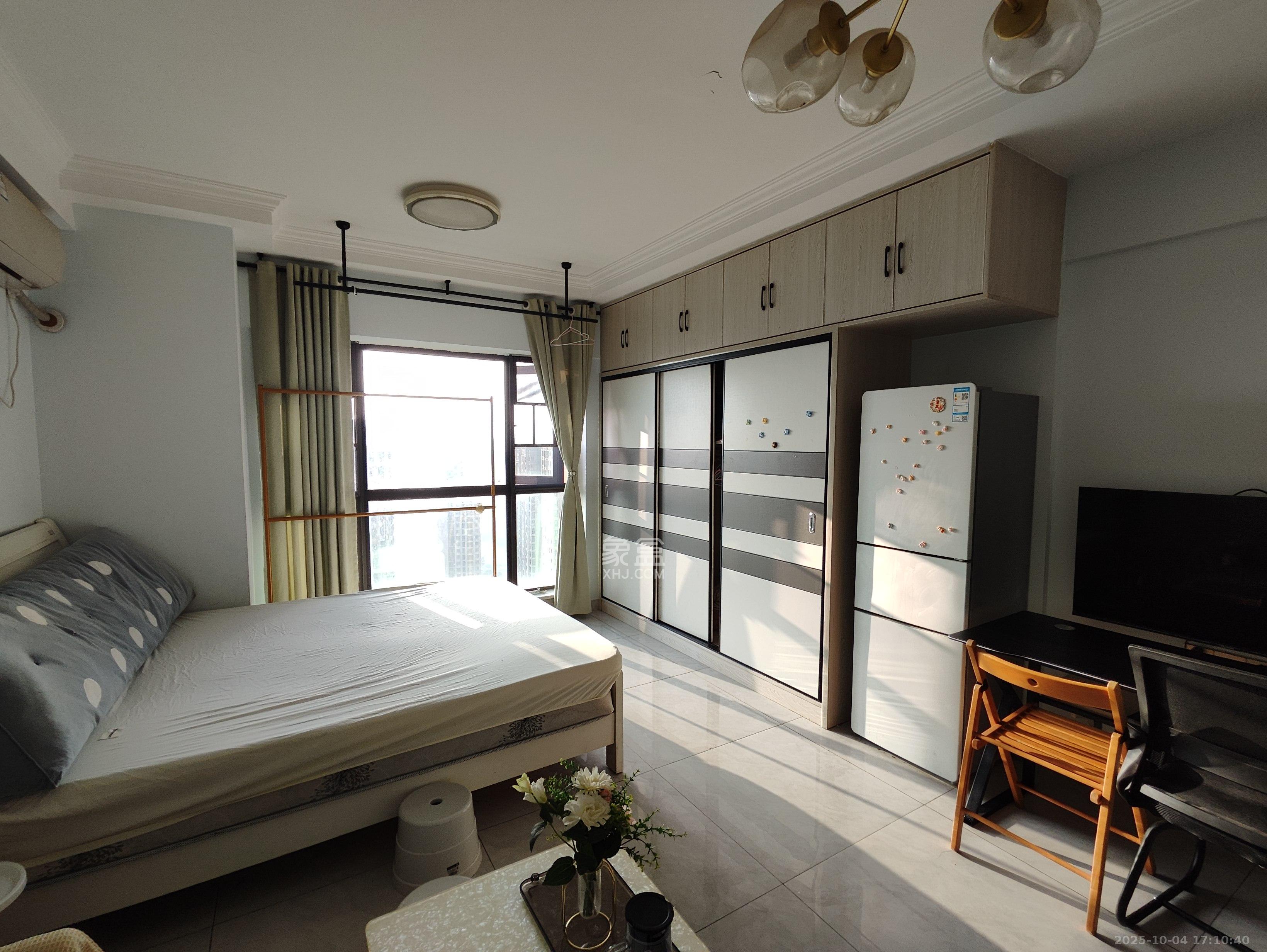 金科时代中心 1室0厅0卫 1300.0元/月 金科时代中心 1室0厅0卫 1300.0元/月室内图