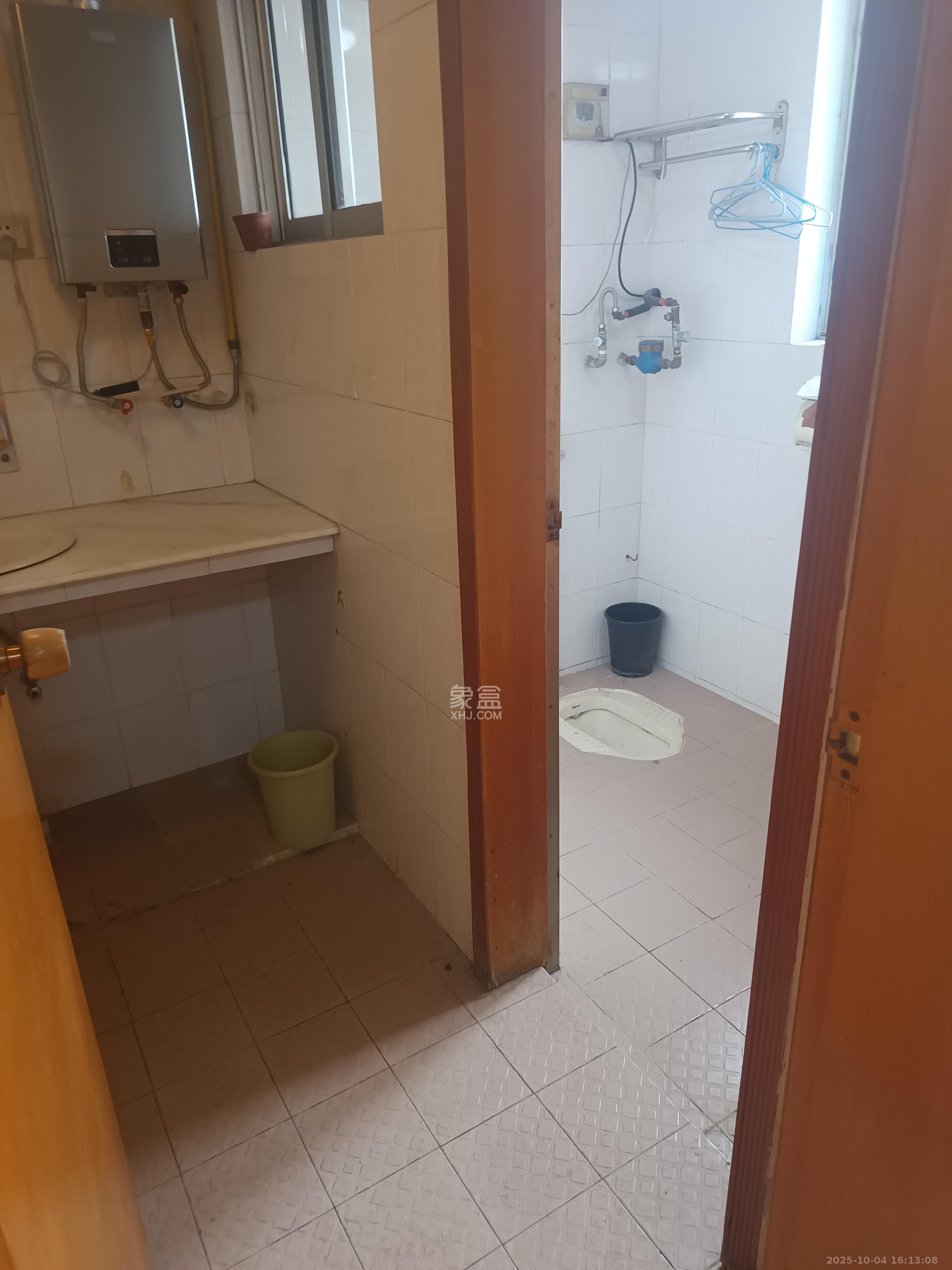 中联科技园 3室2厅2卫 2100.0元/月 中联科技园 3室2厅2卫 2100.0元/月室内图