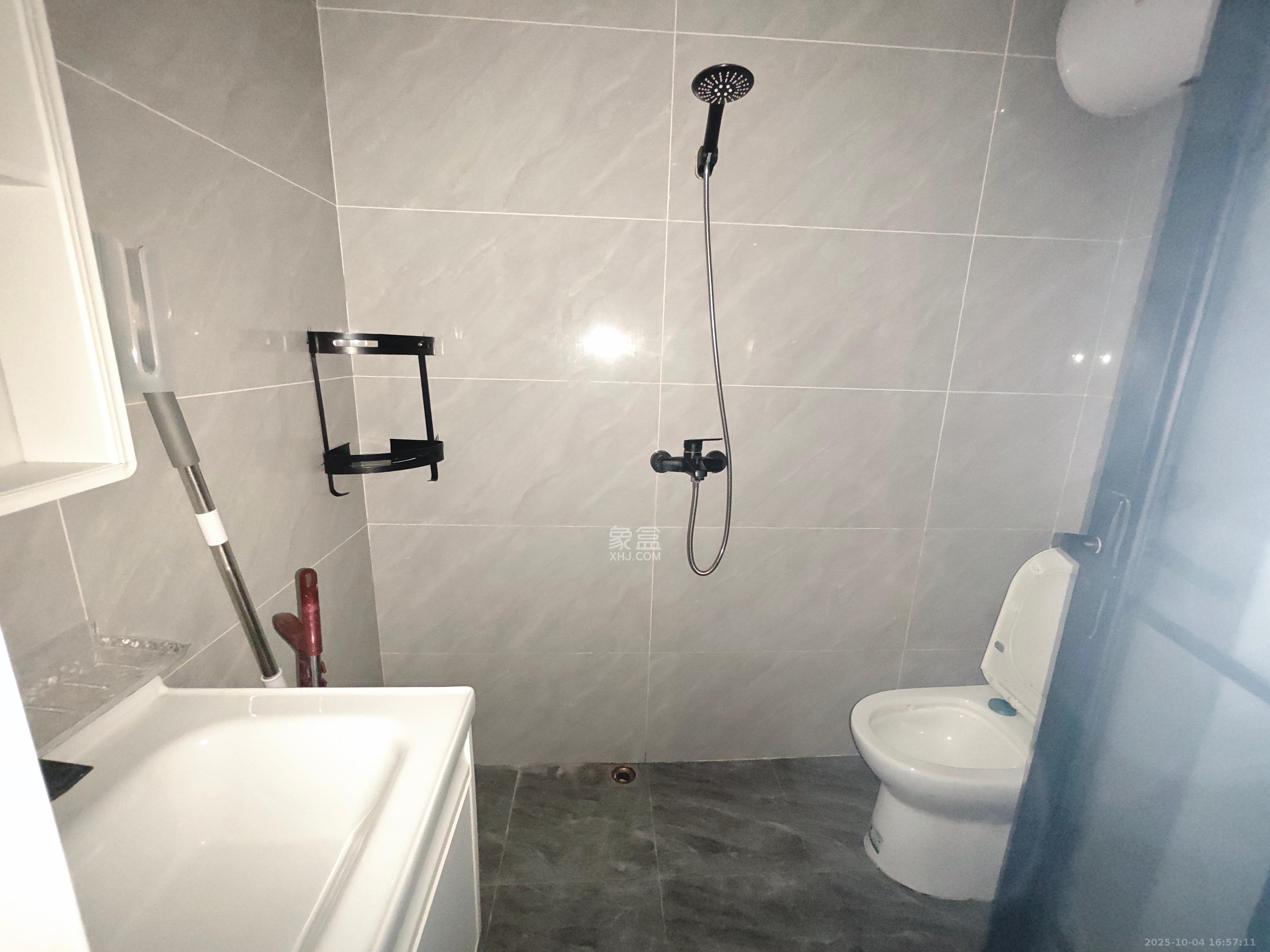 碧桂园城市之光 1室1厅1卫 1500.0元/月 碧桂园城市之光 1室1厅1卫 1500.0元/月室内图