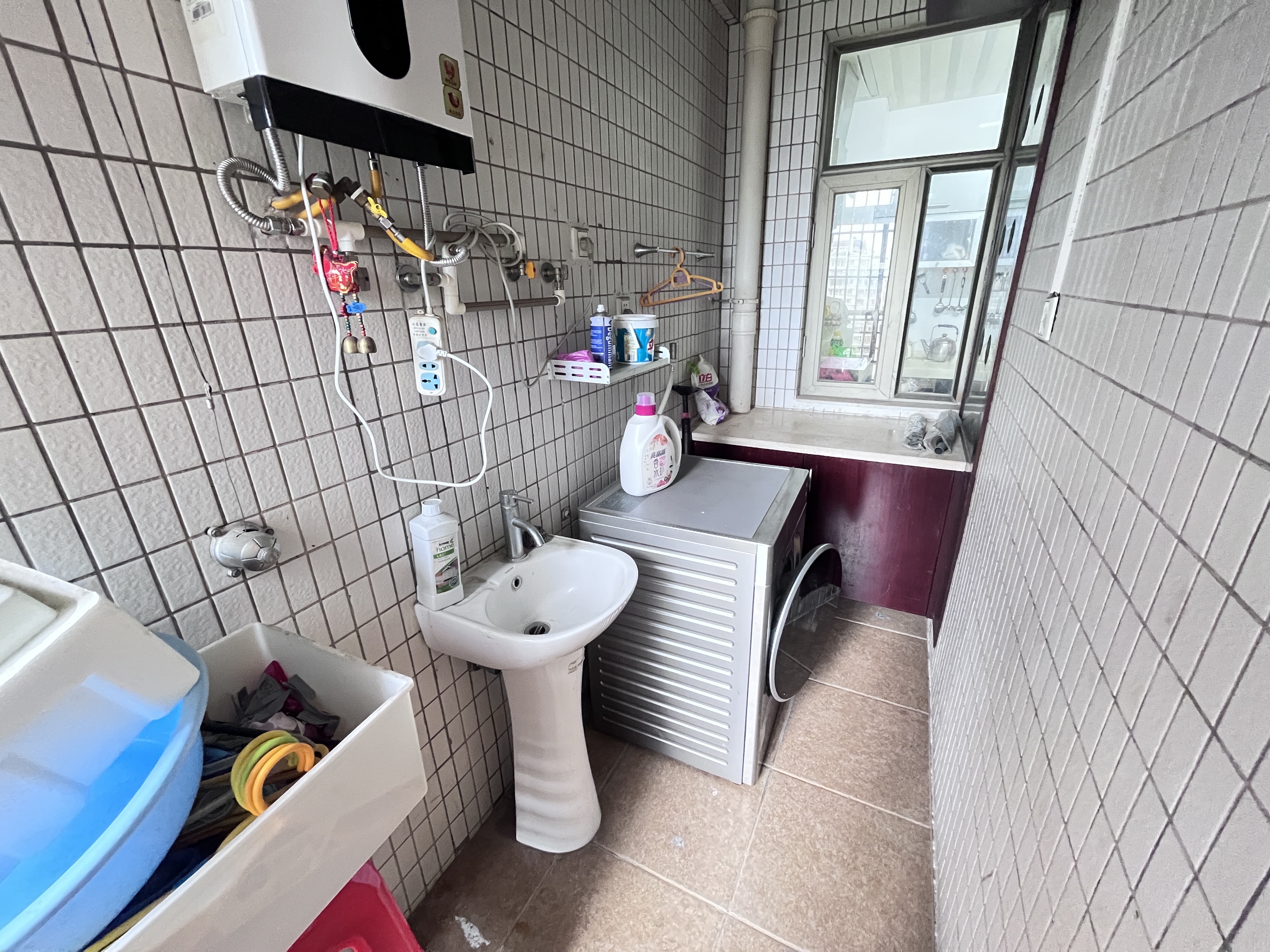 海岸壹号 4室2厅2卫 5000.0元/月 海岸壹号 4室2厅2卫 5000.0元/月室内图