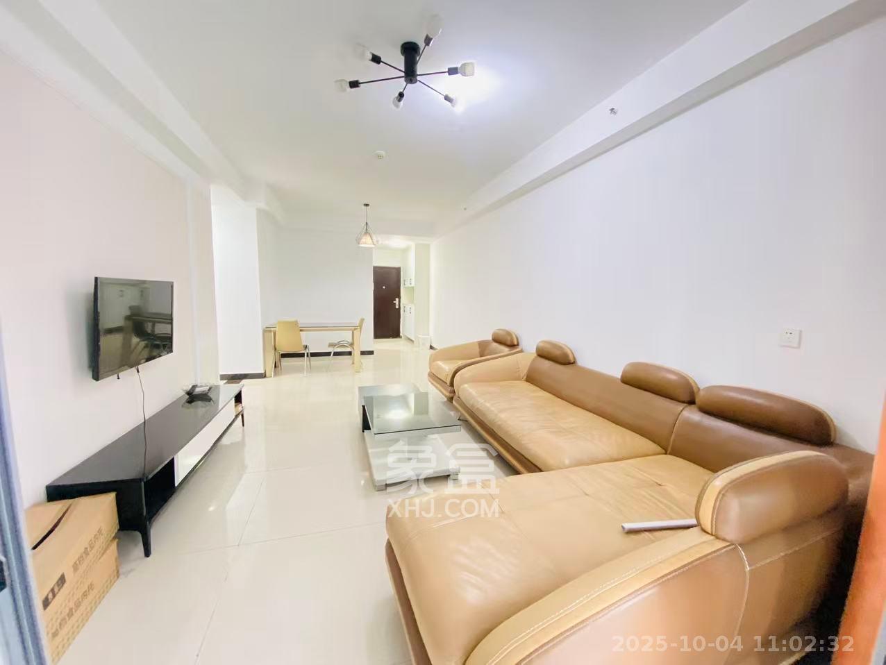 保利天禧D区  3室2厅1卫    3000.0元/月室内图1