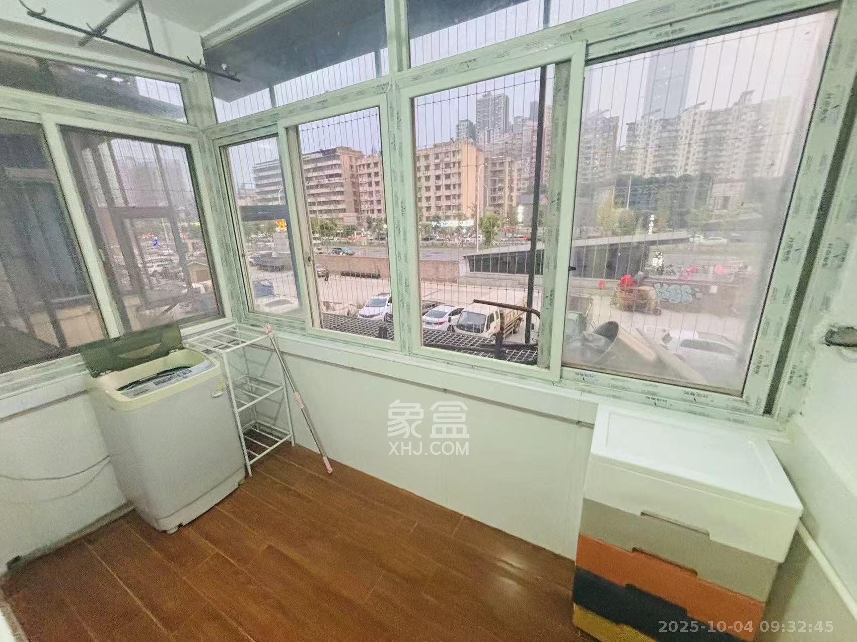 楚湘街一条巷散盘 1室1厅1卫 1600.0元/月 楚湘街一条巷散盘 1室1厅1卫 1600.0元/月室内图