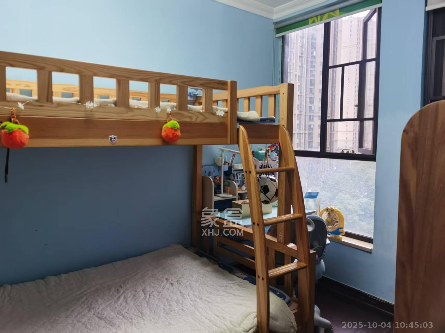 中海国际一期  3室2厅1卫    2000.0元/月 中海国际一期  3室2厅1卫    2000.0元/月室内图