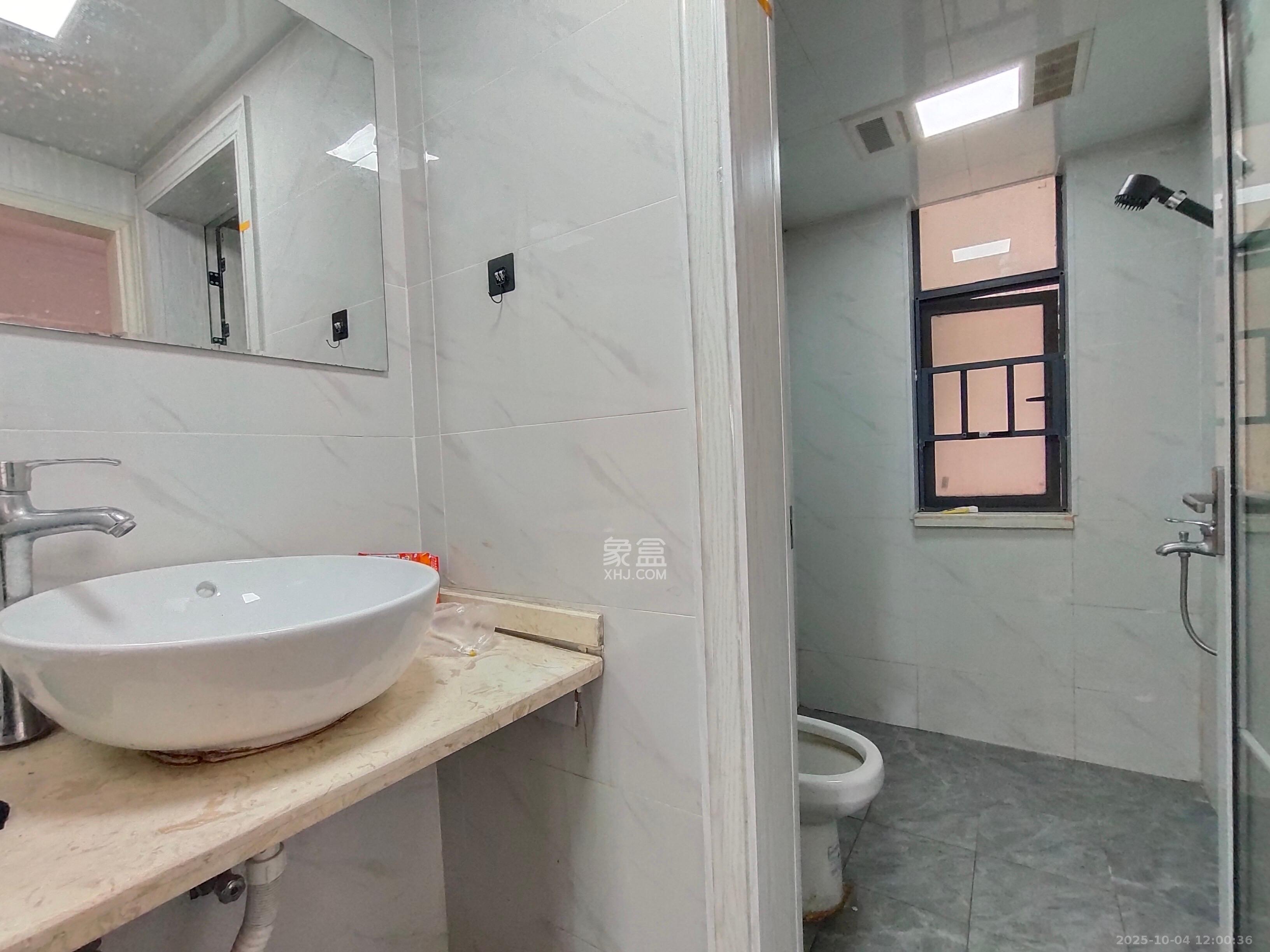 香樟兰亭(朗峰苑) 3室2厅1卫 2500.0元/月 香樟兰亭(朗峰苑) 3室2厅1卫 2500.0元/月室内图