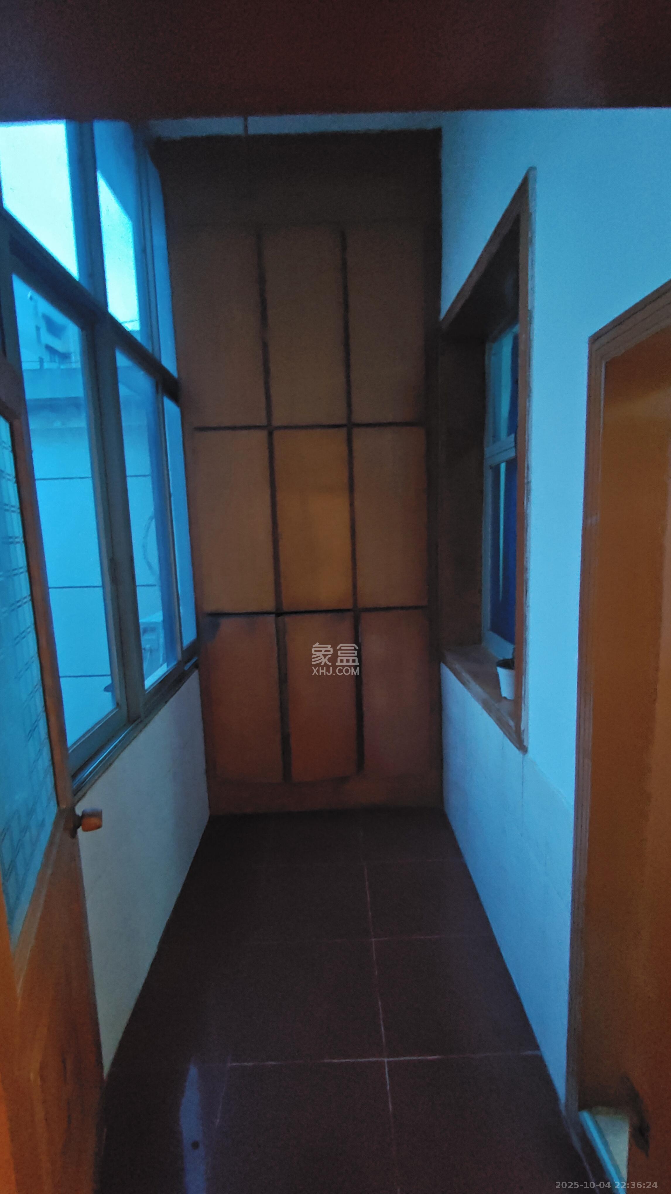 湖南广播电视学校宿舍  2室1厅1卫   1300.00元/月室内图