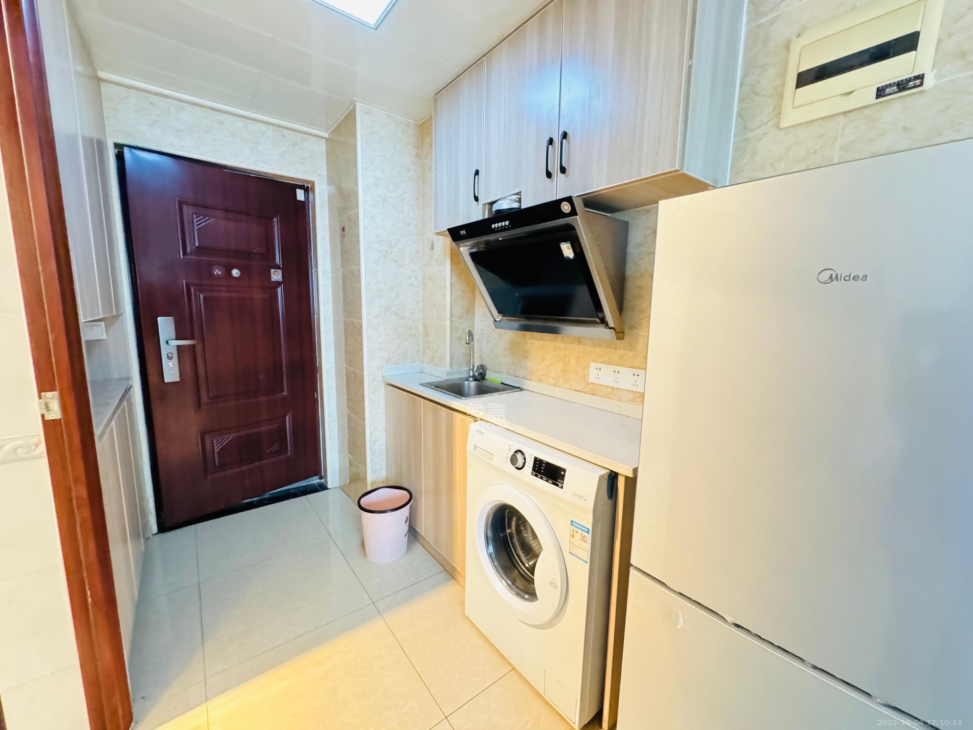 协信星澜汇 1室0厅1卫 1350.00元/月 协信星澜汇 1室0厅1卫 1350.00元/月室内图