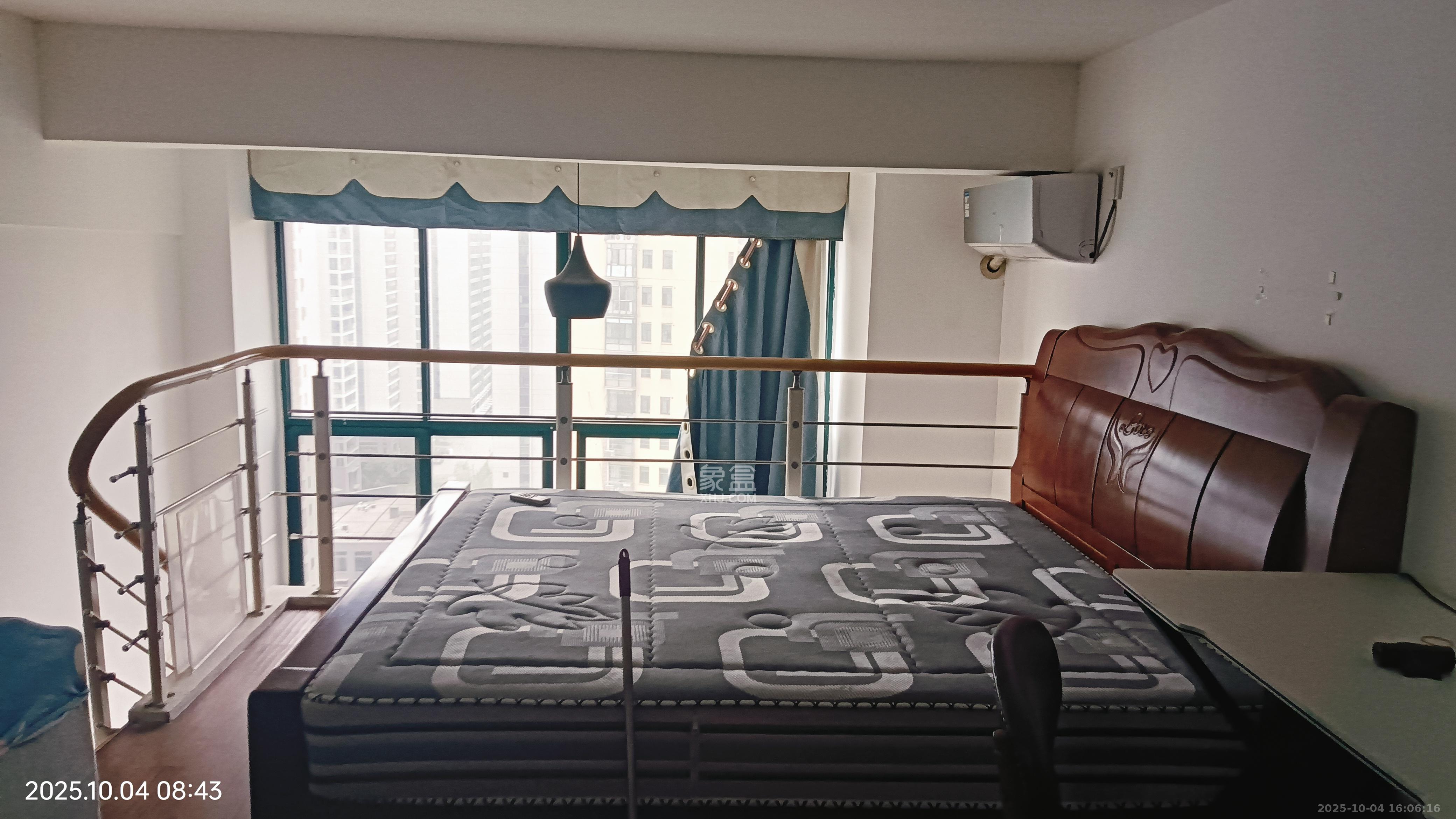 洋湖时代  1室1厅1卫    1300.0元/月 洋湖时代  1室1厅1卫    1300.0元/月室内图