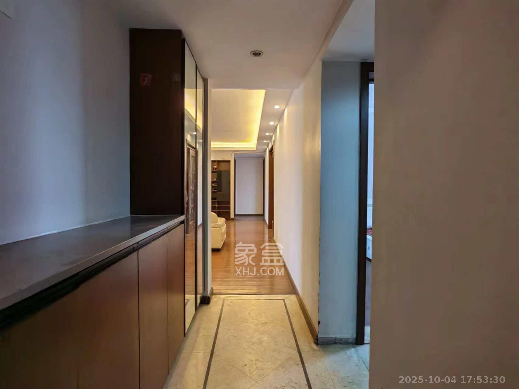 万科金域华府三四期  4室2厅2卫    2900.0元/月 万科金域华府三四期  4室2厅2卫    2900.0元/月