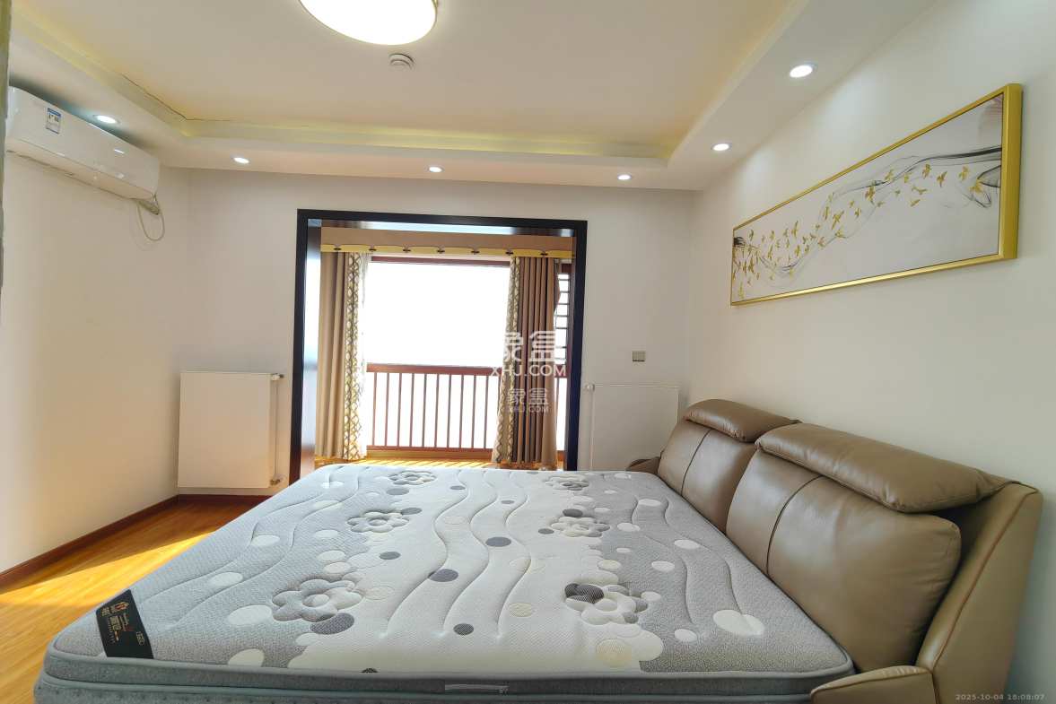 中建梅溪湖中心 4室2厅3卫 5500.0元/月 中建梅溪湖中心 4室2厅3卫 5500.0元/月室内图