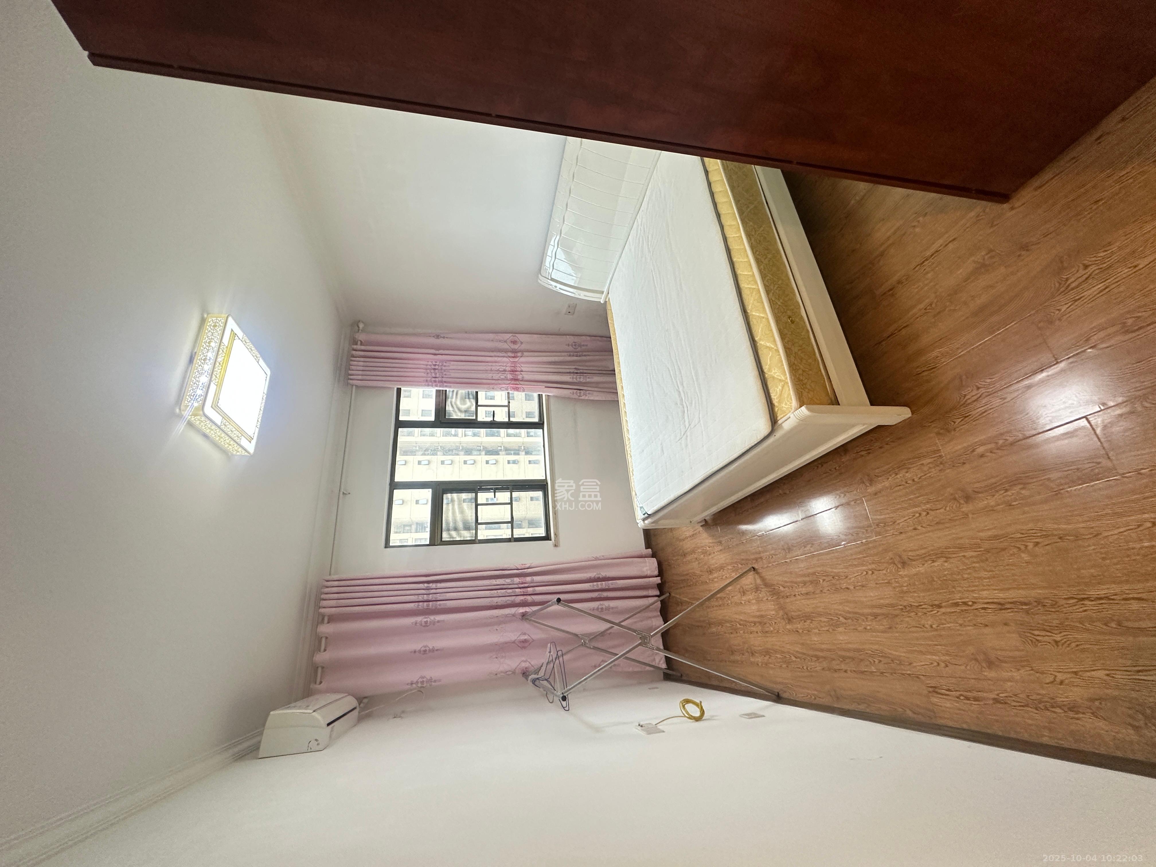 江山帝景哈佛  3室2厅1卫    2200.0元/月 江山帝景哈佛  3室2厅1卫    2200.0元/月室内图