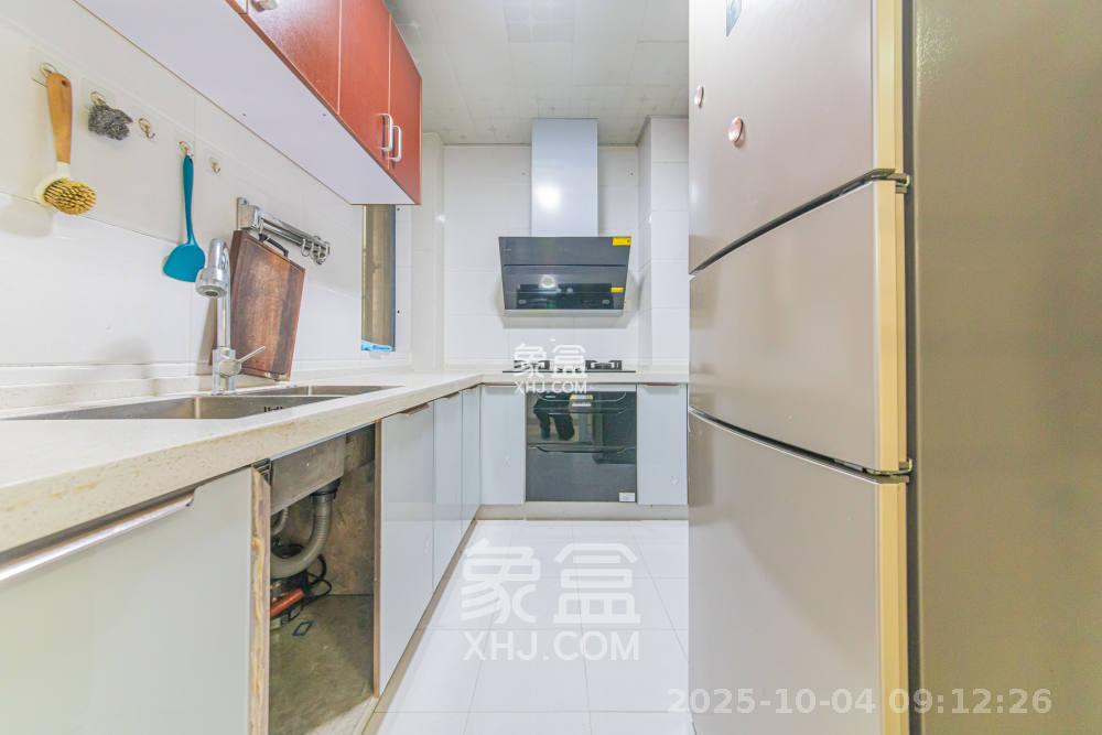 保利花园 2室1厅1卫 2200.0元/月 保利花园 2室1厅1卫 2200.0元/月室内图